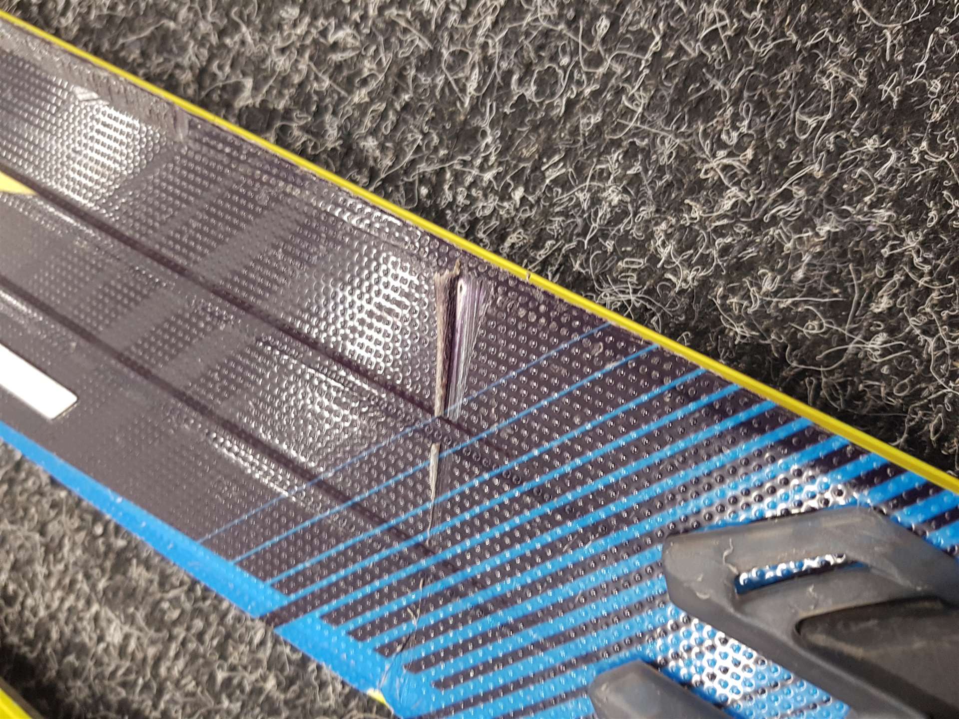Ježděné lyže SALOMON XDRIVER 7.5