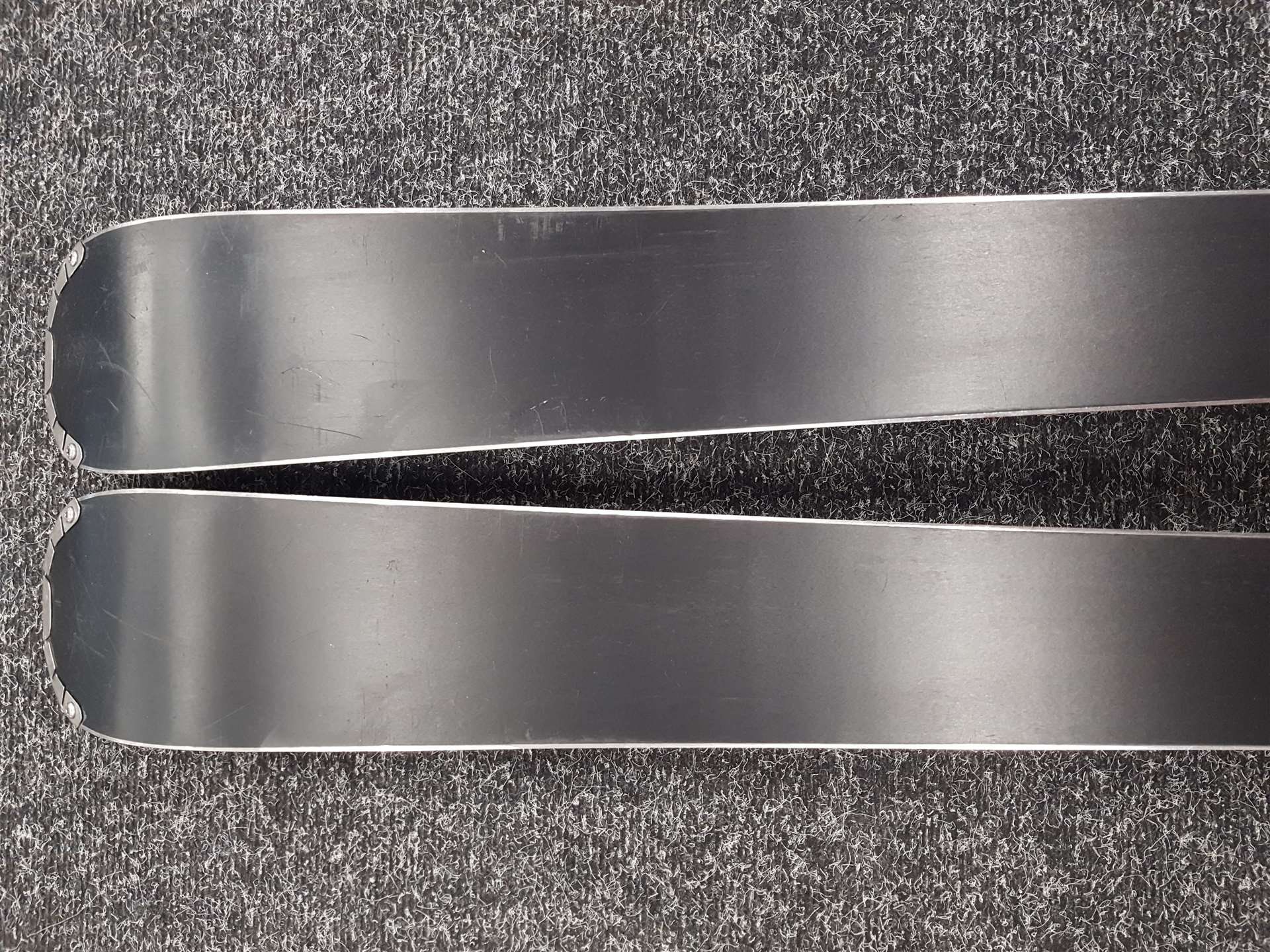 Ježděné lyže SALOMON XDRIVER 7.5
