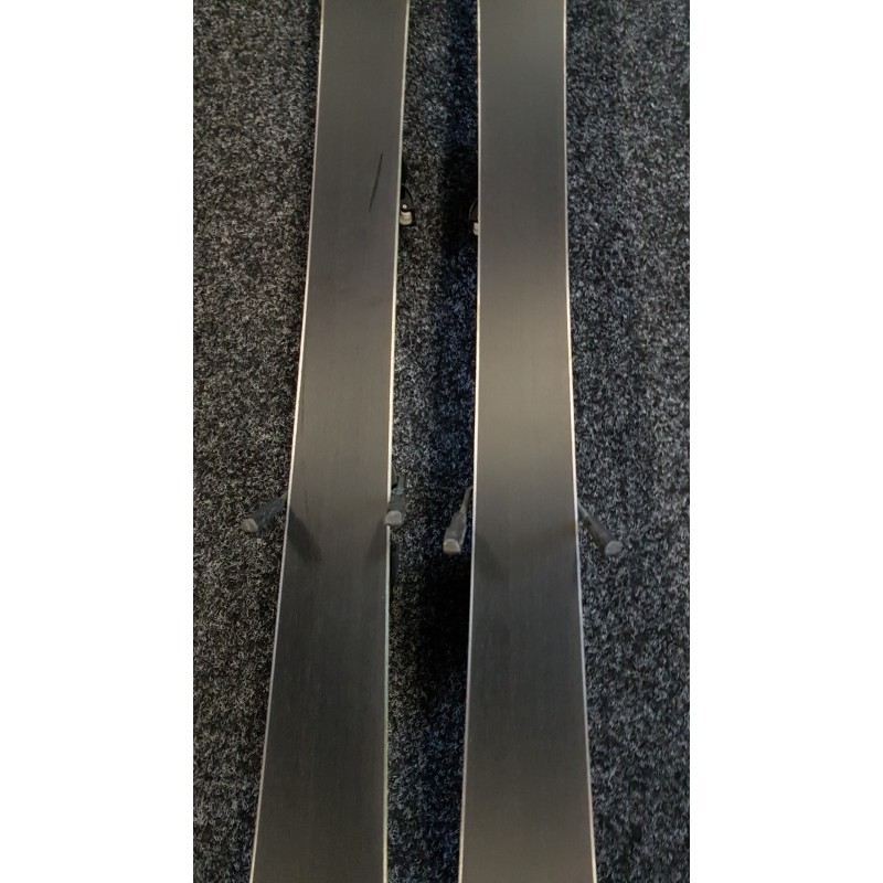 Jazdené lyže HEAD SUPERSHAPE MAGNUM