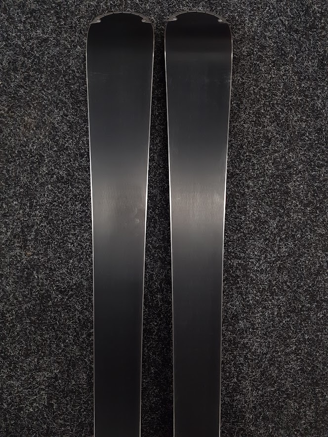 Schiuri bazar ATOMIC REDSTER XR 178