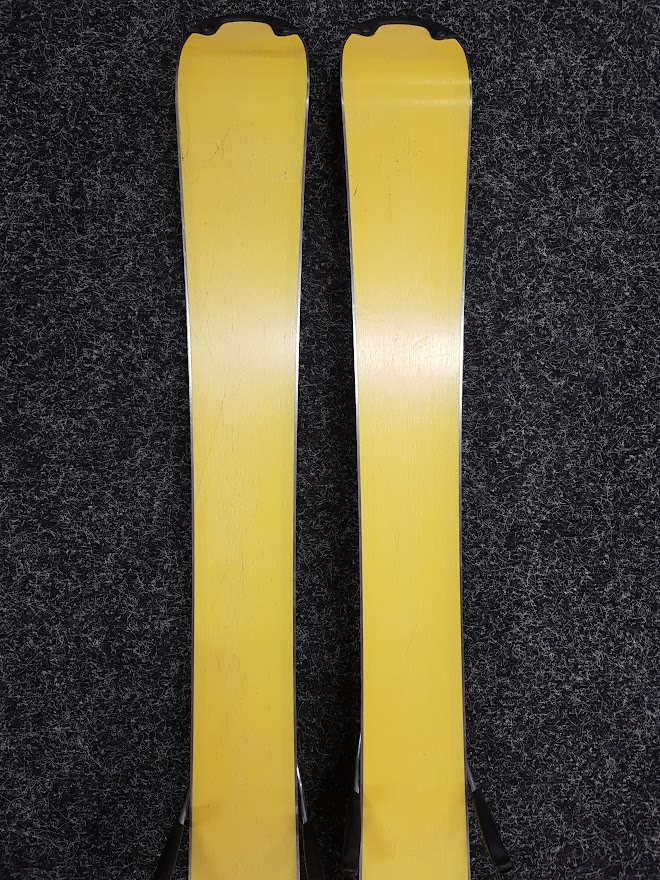 Bazarové dětské lyže STUF TWISTER