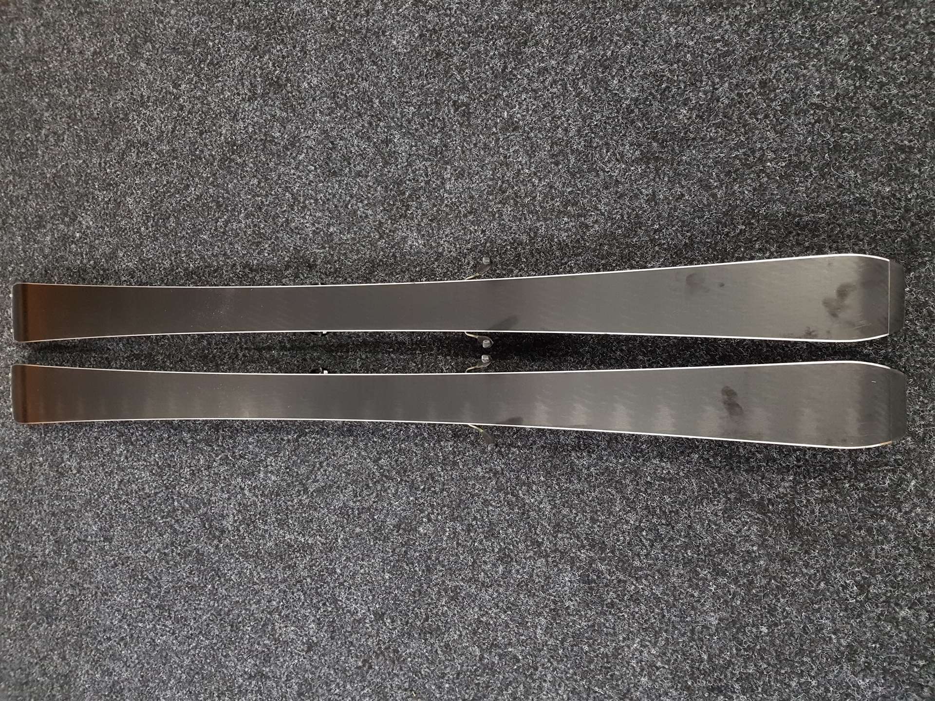 Použité lyže FISCHER RC4 The Curv Pro  + viazanie Fischer FS 7.0