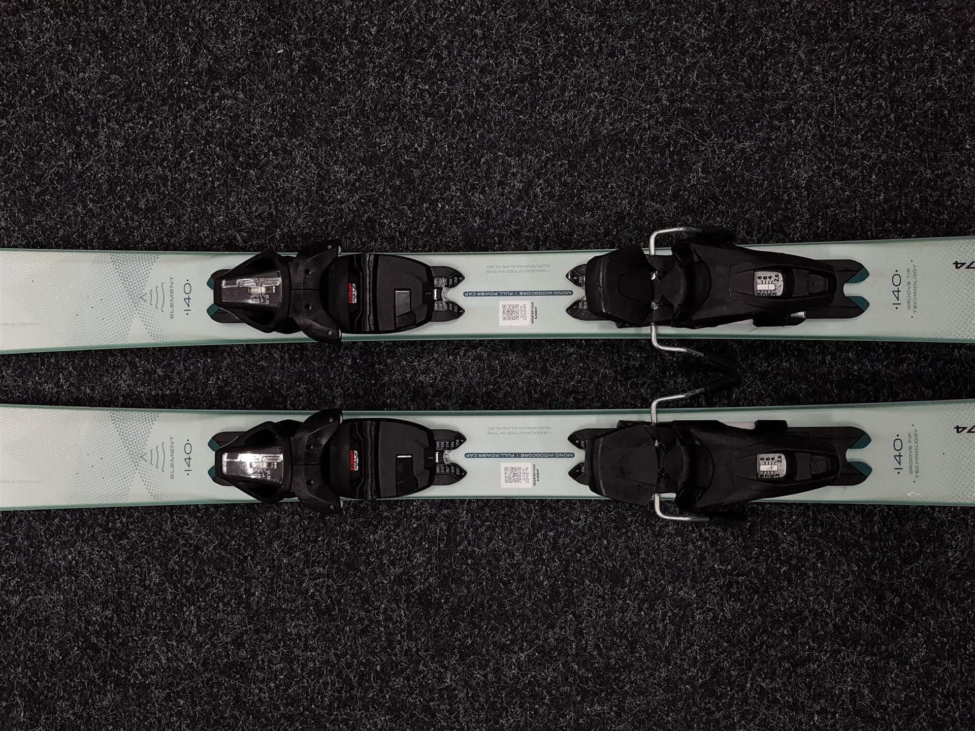 Skis d'occasion ELAN Element 12 W + fixations Elan EL 9