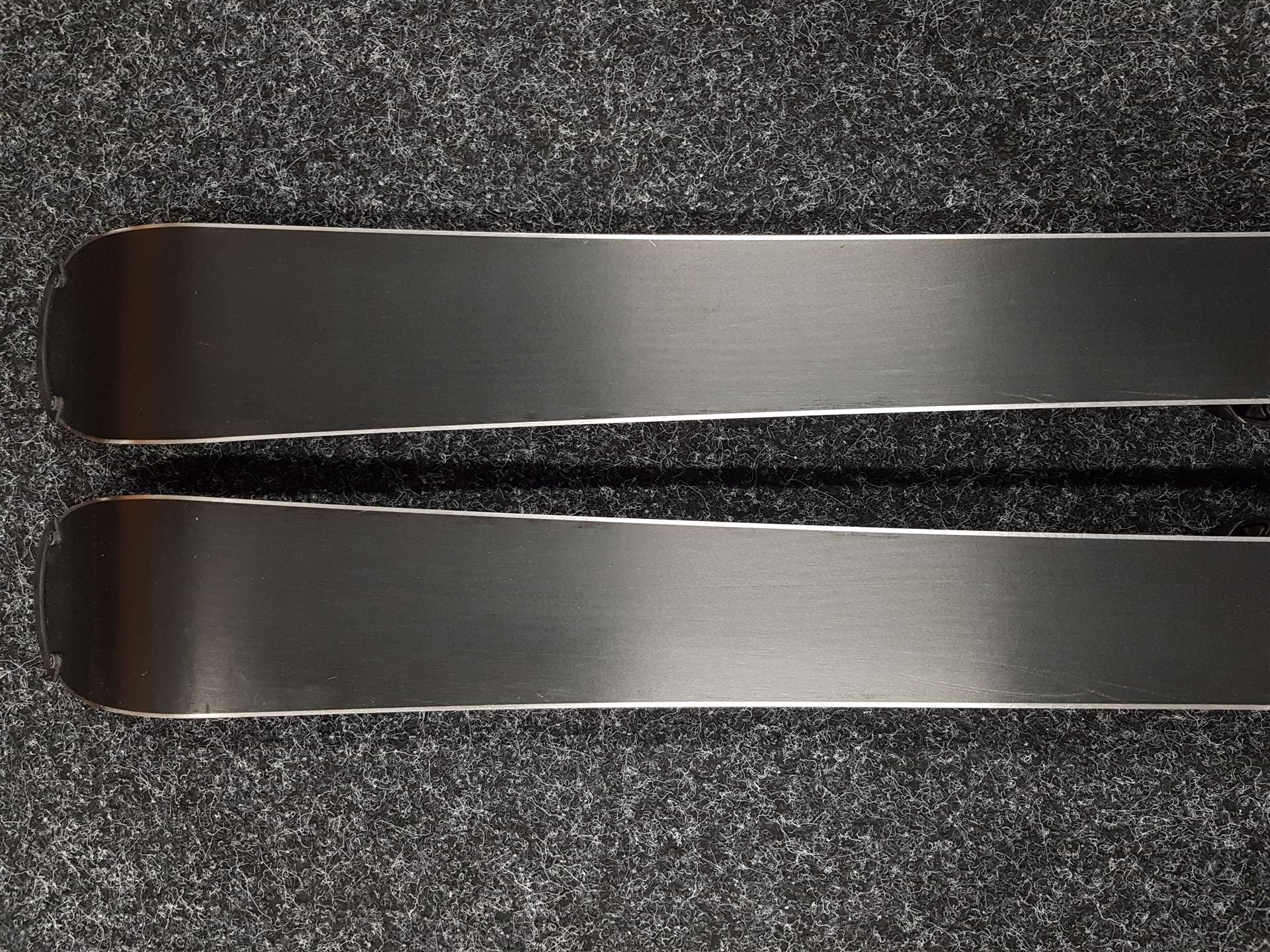 Sci da sci per bambini usati SPORTEN Street 130 + attacchi Tyrolia SLR 7.5