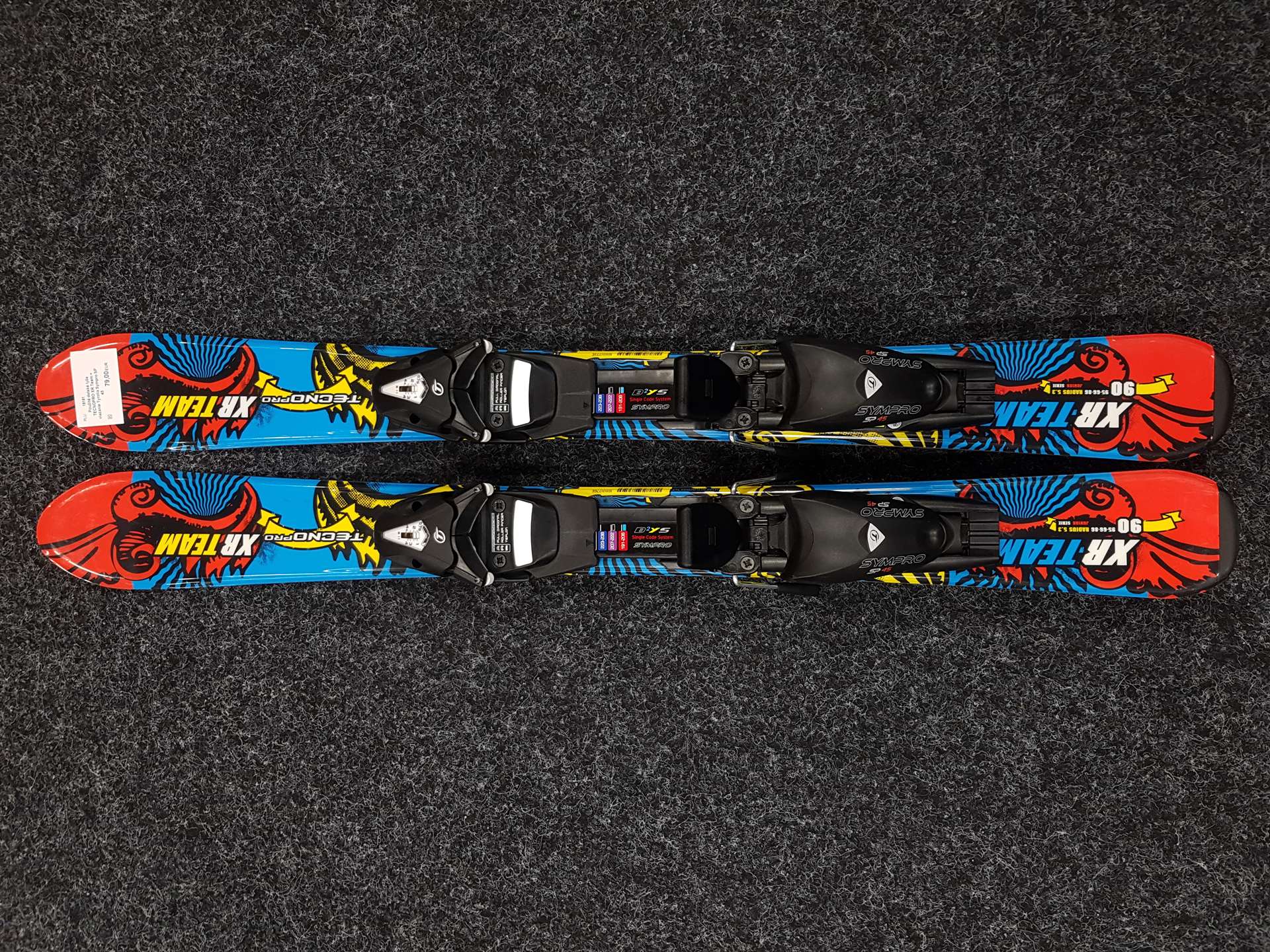 Esquís infantiles usados TECNOPRO XR Team + fijaciones Tyrolia Sympro SP 45