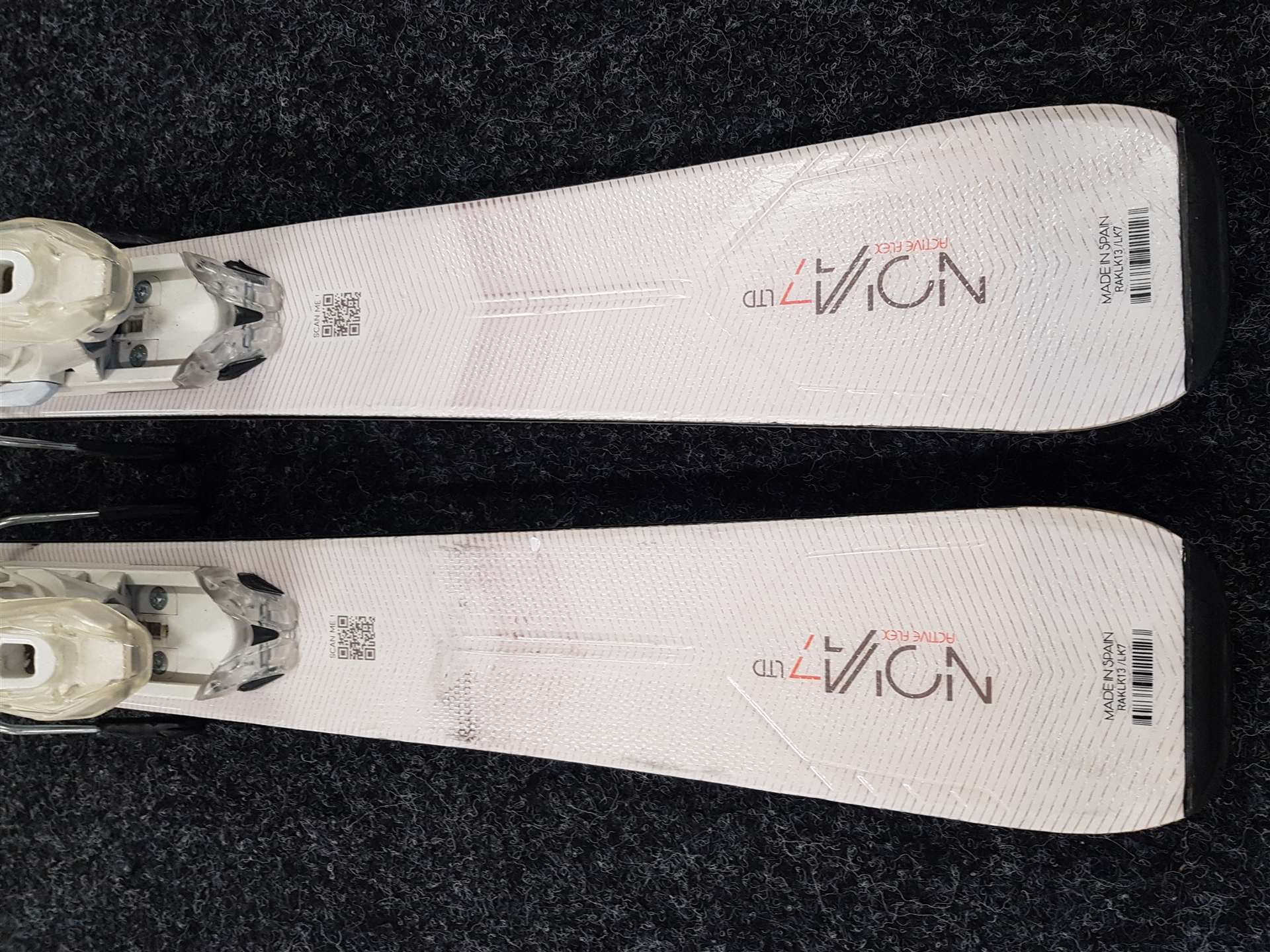 Sci usati ROSSIGNOL Nova 7 LTD + attacchi Look Xpress 11