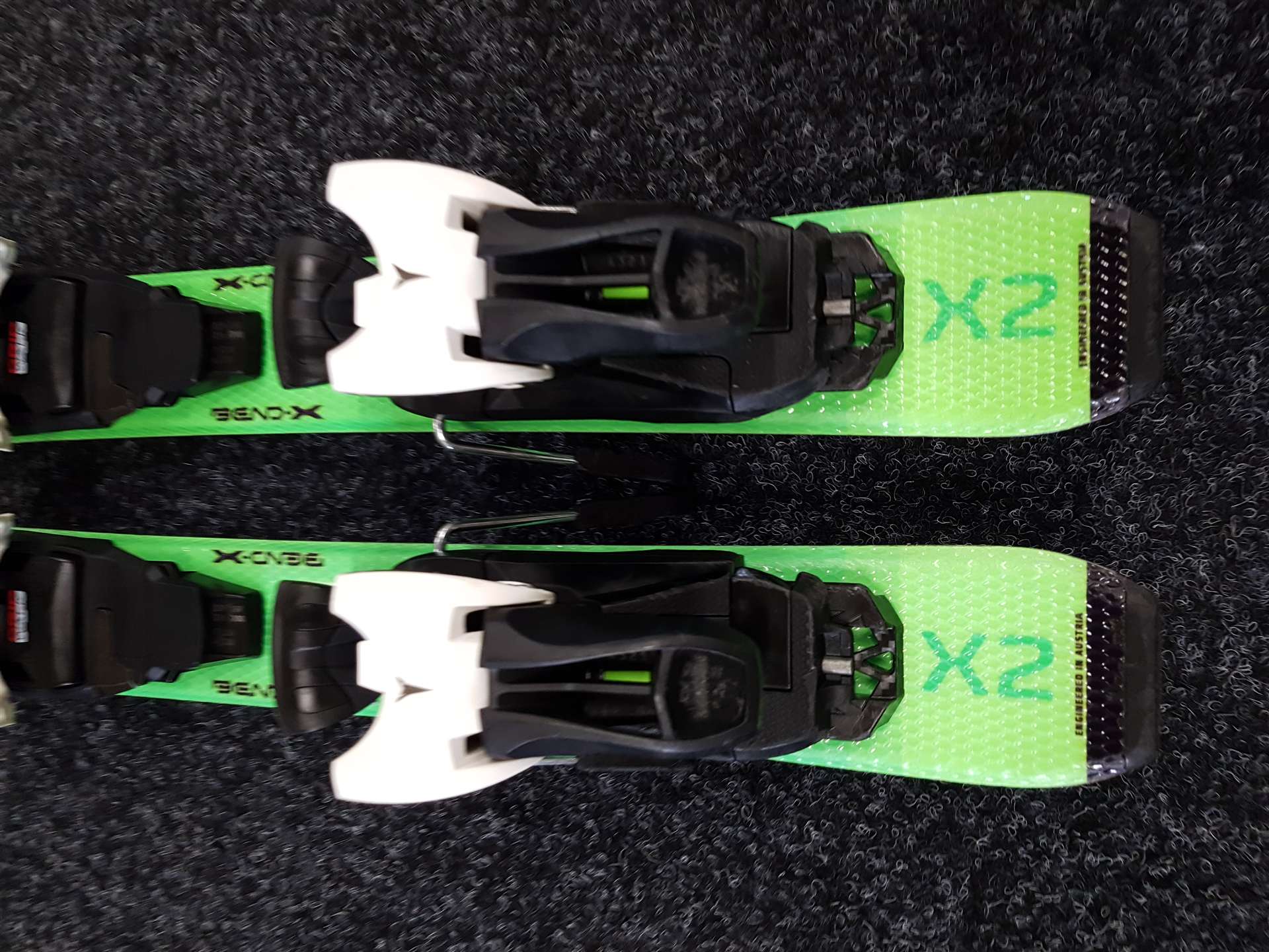Gebrauchte Kinderski ATOMIC Redster X2 + Atomic 5 Bindungen