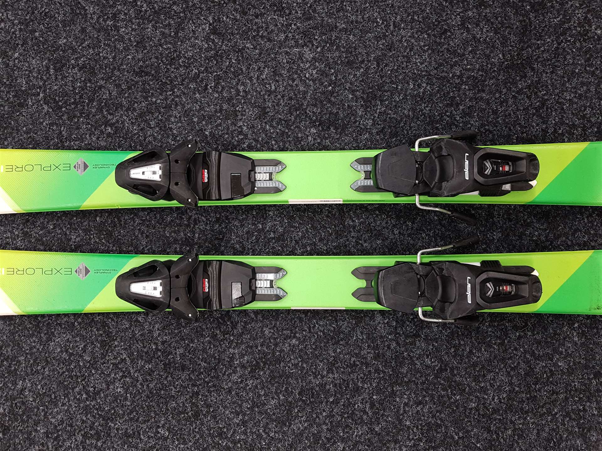 Gebrauchte ELAN Explore Skier + Elan 10 Bindungen