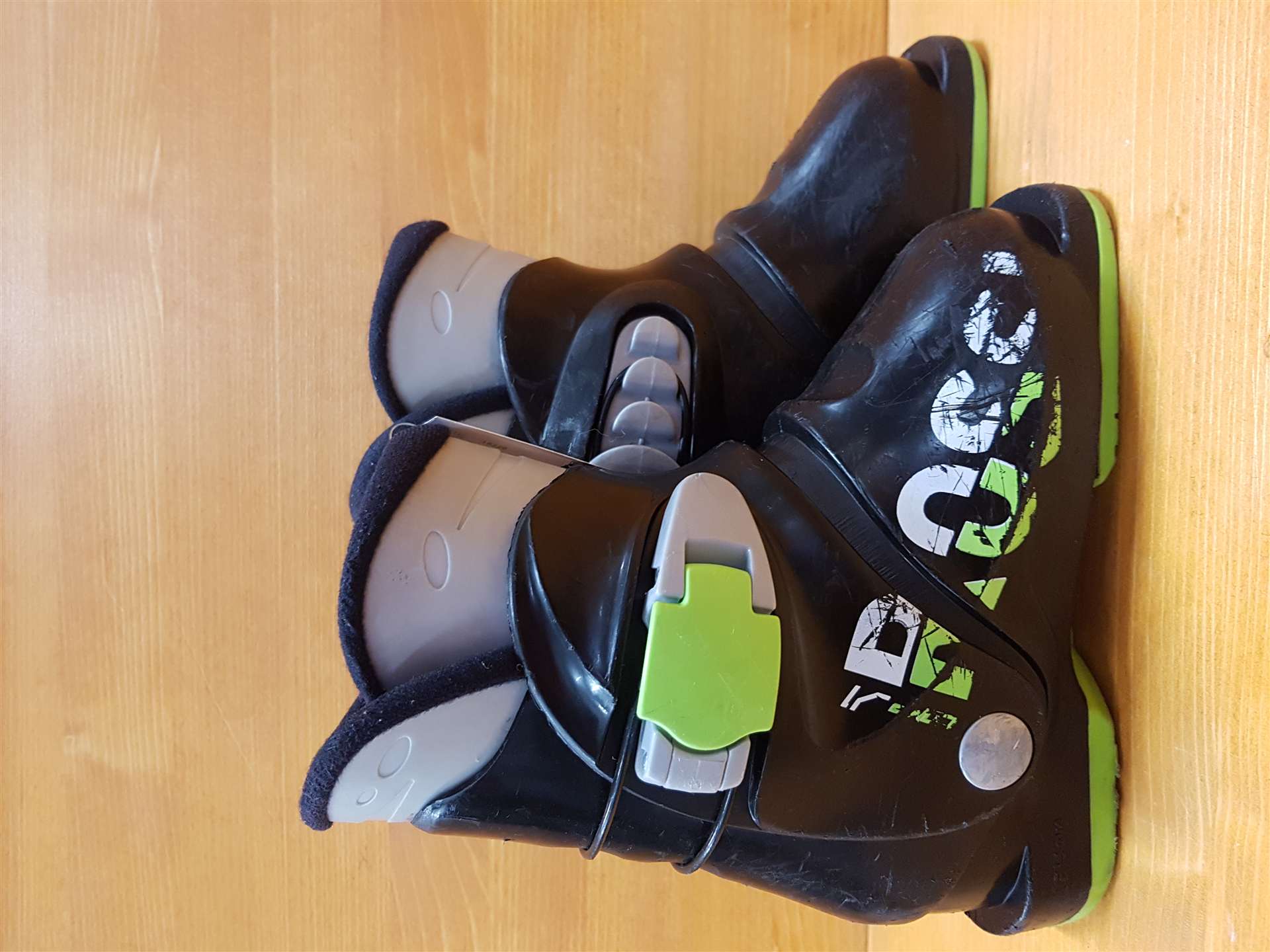 Použité lyžiarky ROSSIGNOL Comp J1