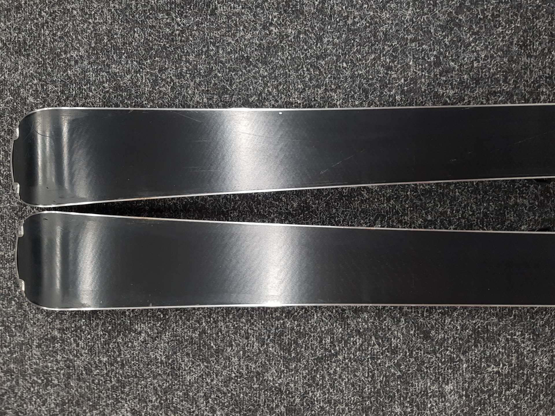 Použité lyže ELAN Element 74