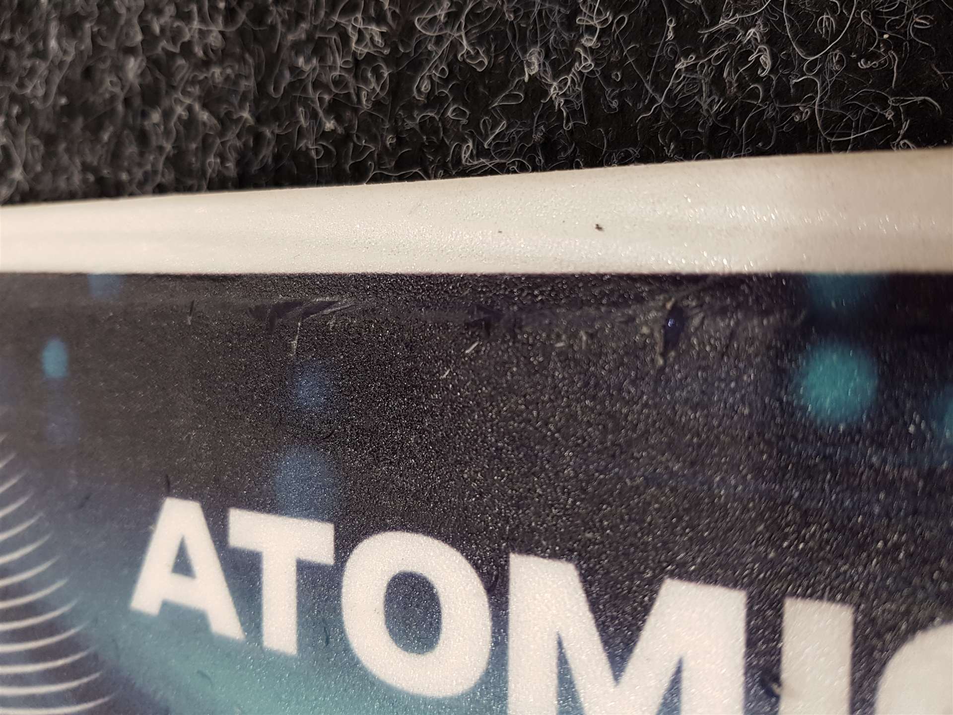 Esquís ATOMIC Vantage X usados + fijaciones Atomic 10