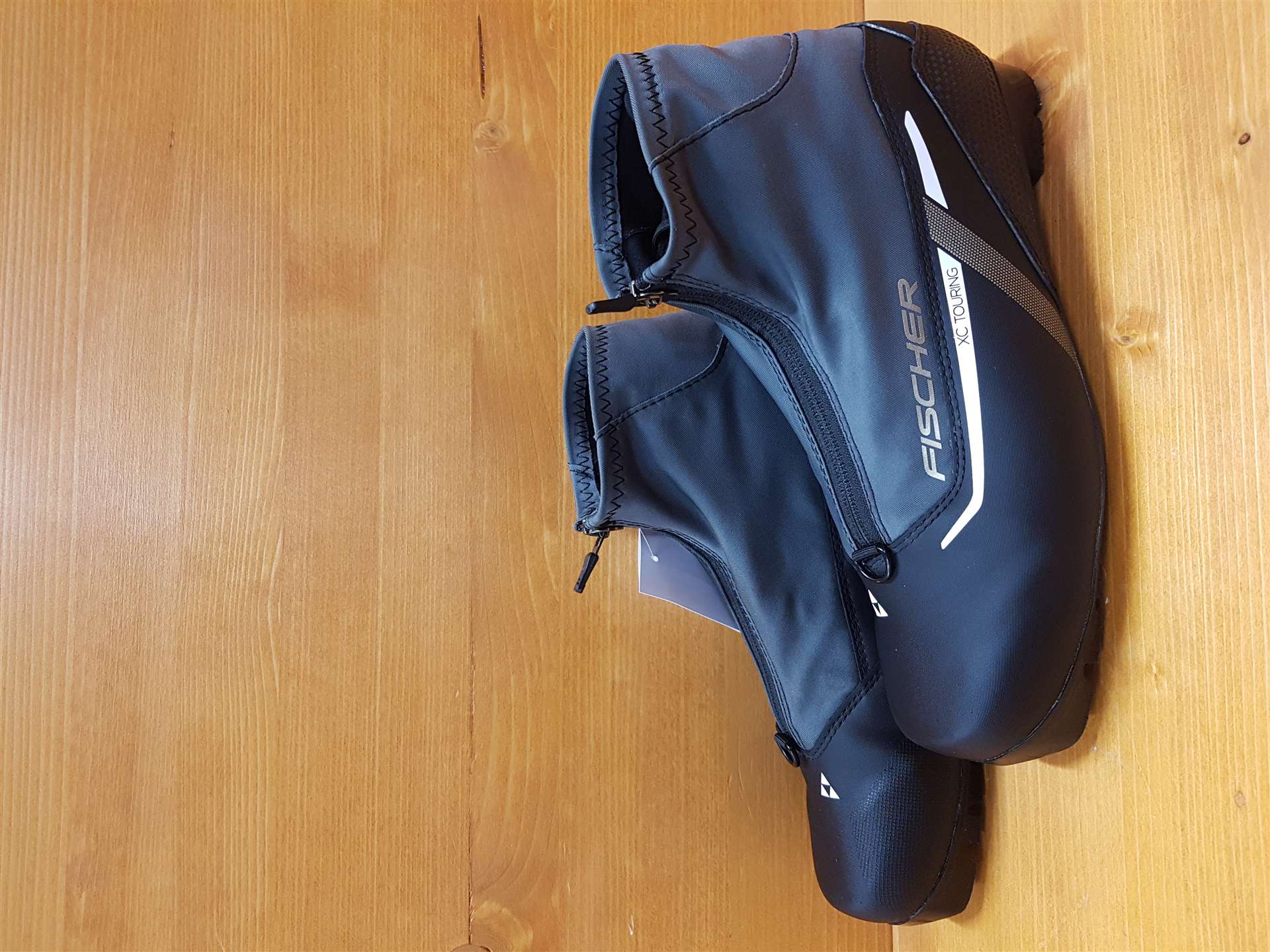 Chaussures de course à pied FISCHER XC Touring d'occasion - Fixations NNN