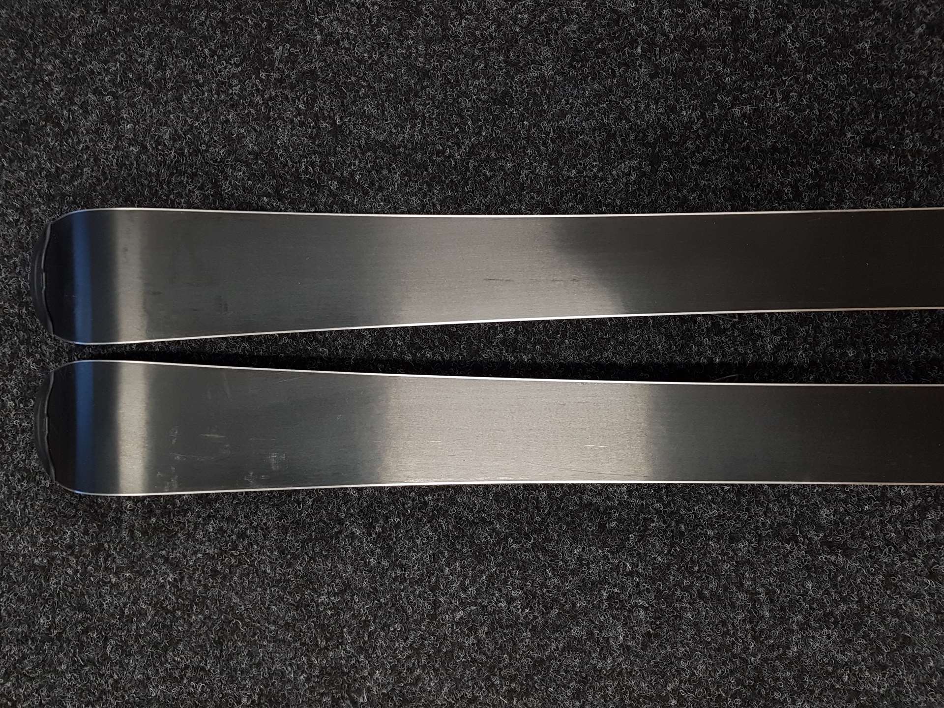 Schiuri Salomon Race JR folosite + legături Salomon 5