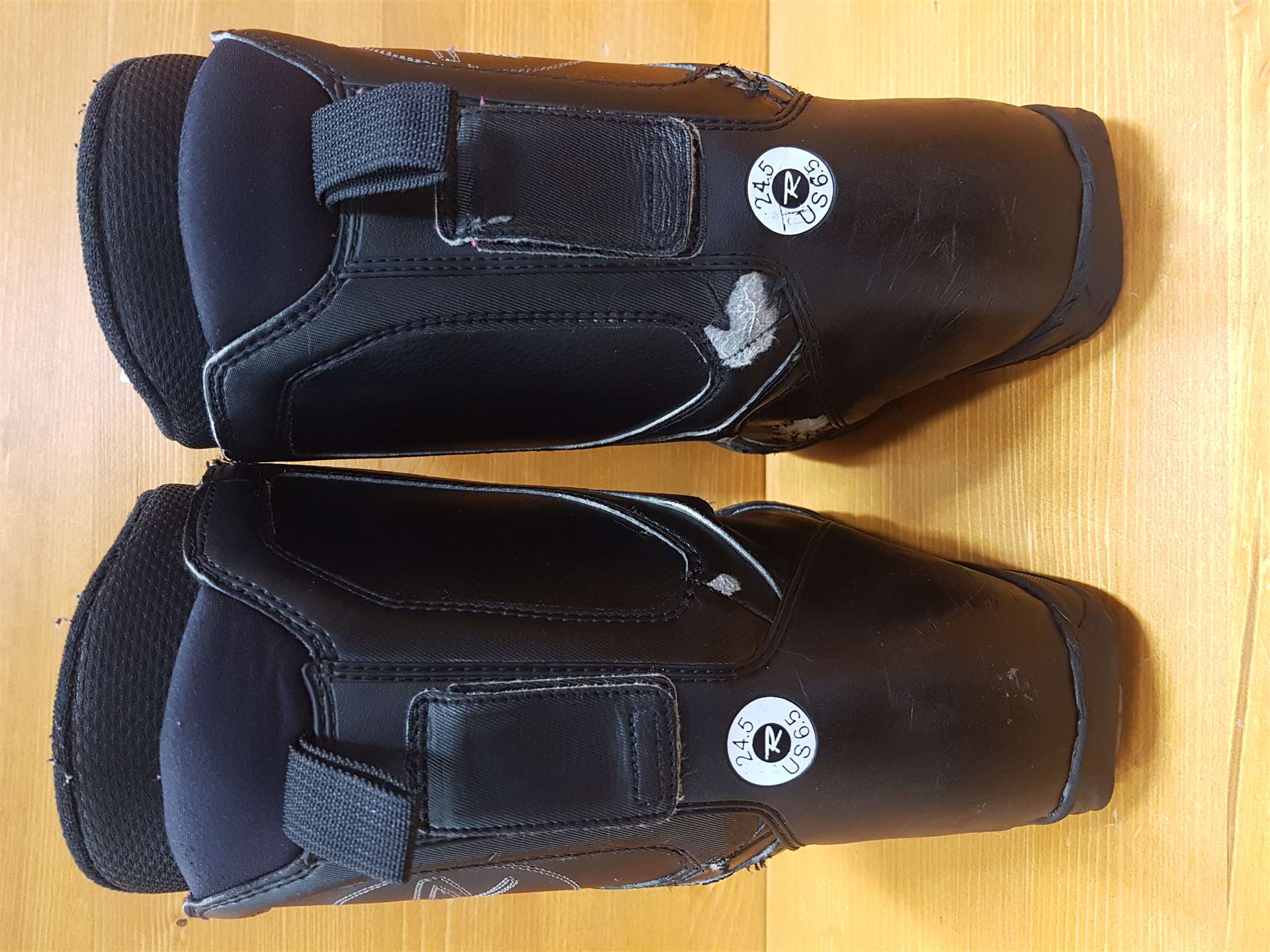 Ghete de snowboard ROSSIGNOL folosite