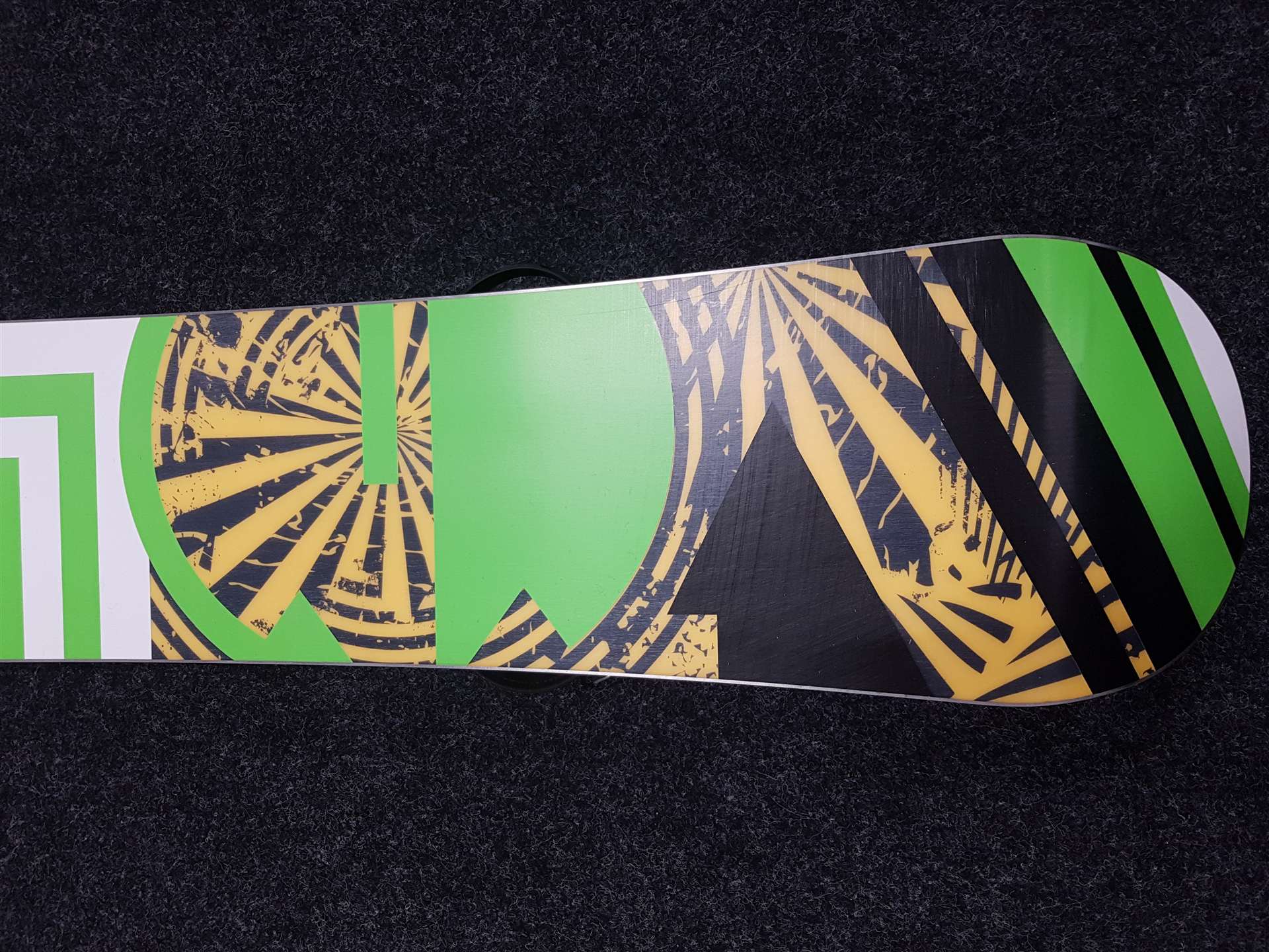 Używana deska snowboardowa VOLKL Dish + wiązania Volkl rozmiar M