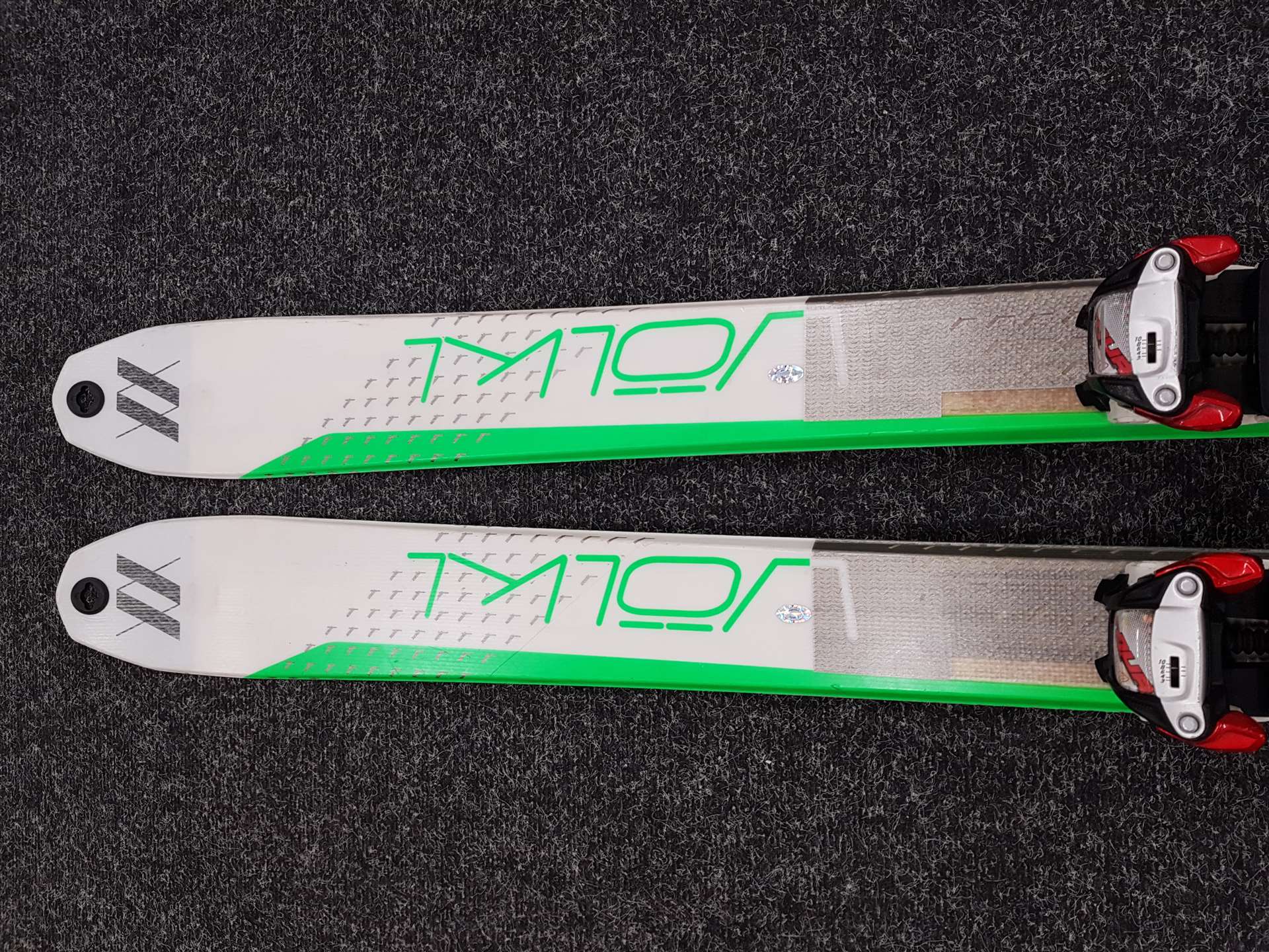 Gebrauchte Alpinski VOLKL VTA 80 + MARKER F10 TOUR + Gebrauchte Riemen