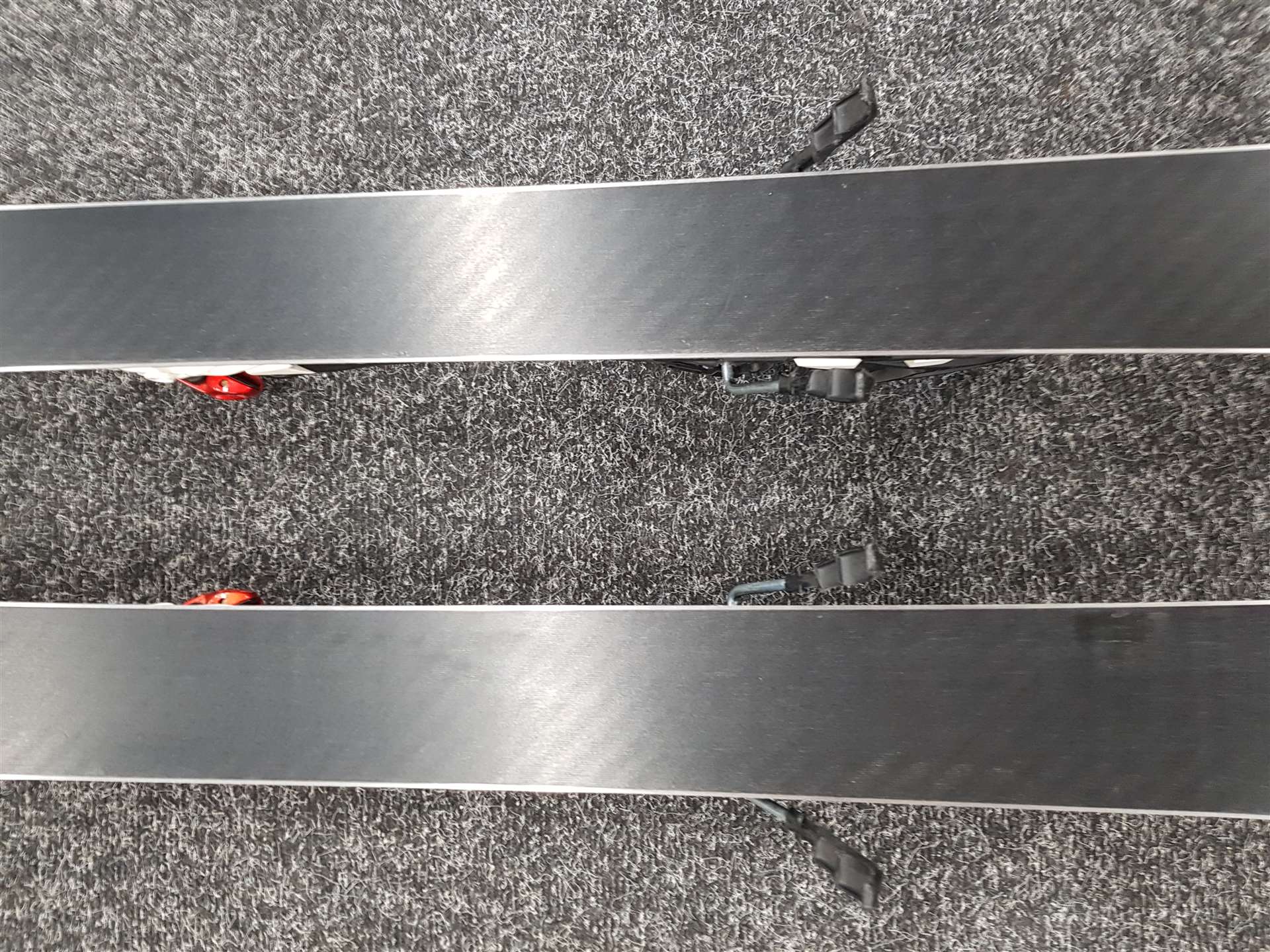 Gebrauchte Alpinski VOLKL QANIK + MARKER F10 TOUR + Gebrauchte Riemen