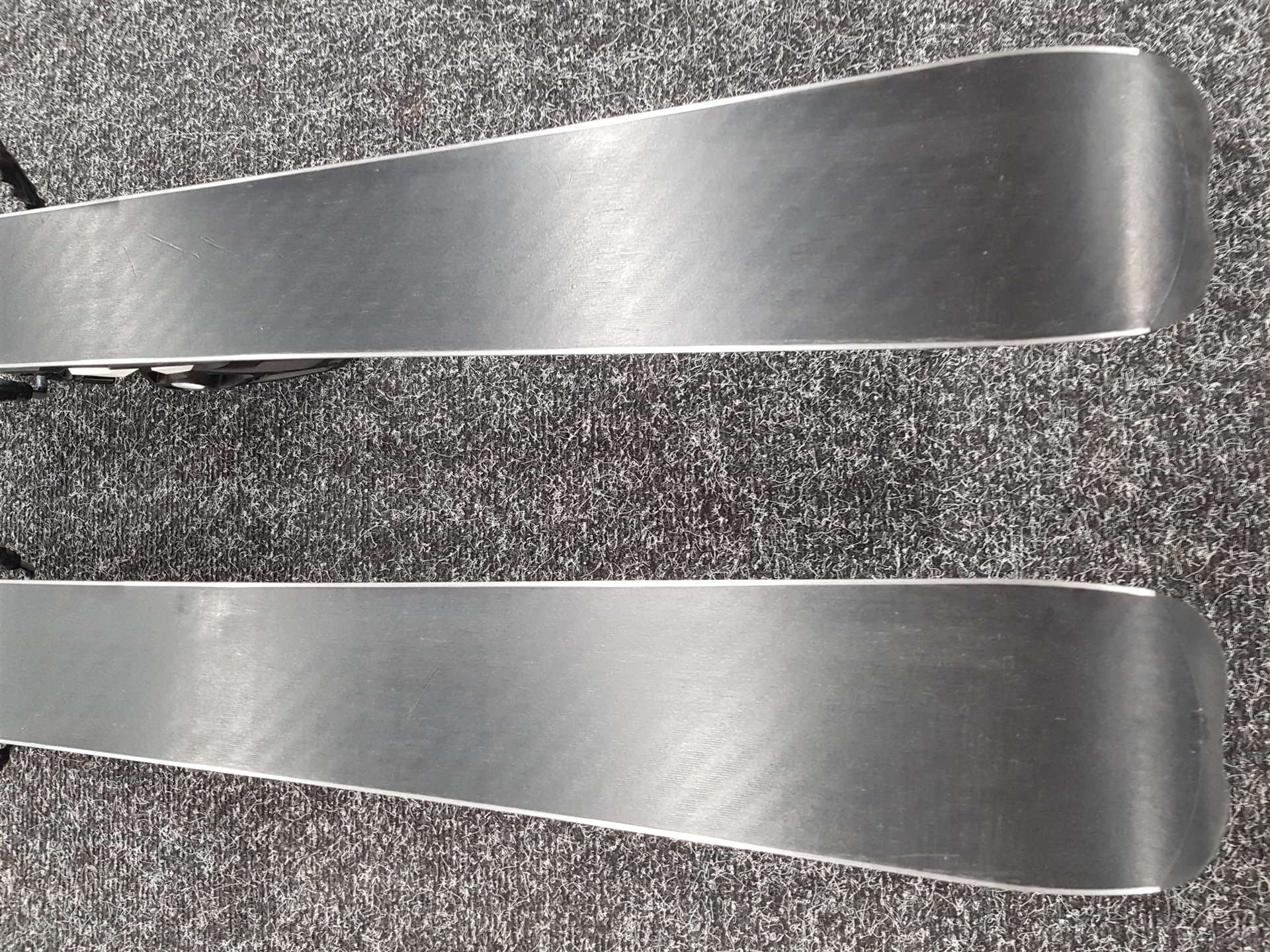 Gebrauchte Alpinski VOLKL QANIK + MARKER F10 TOUR + Gebrauchte Riemen