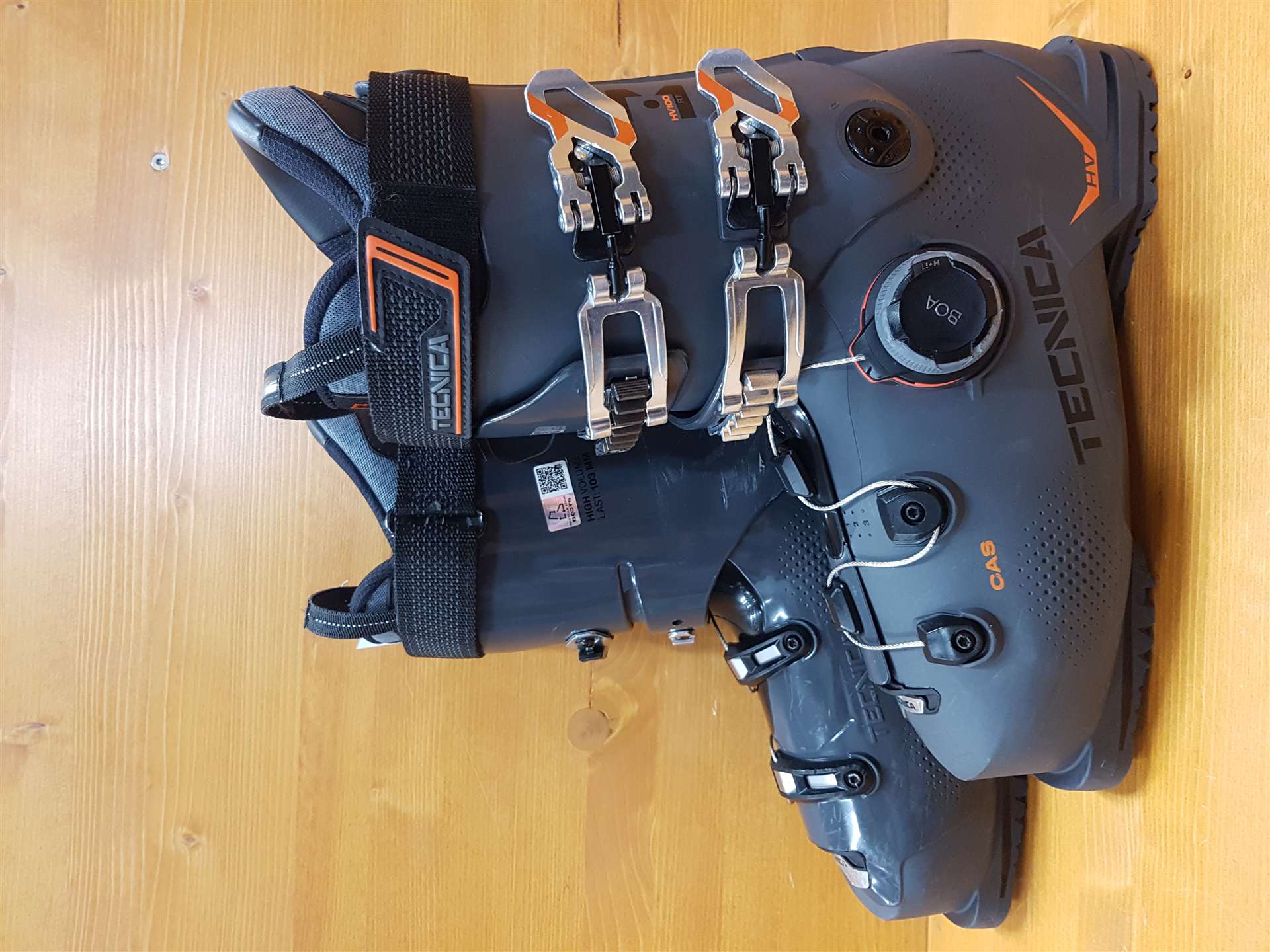 Clăpari de schi second-hand TECNICA 100 HV
