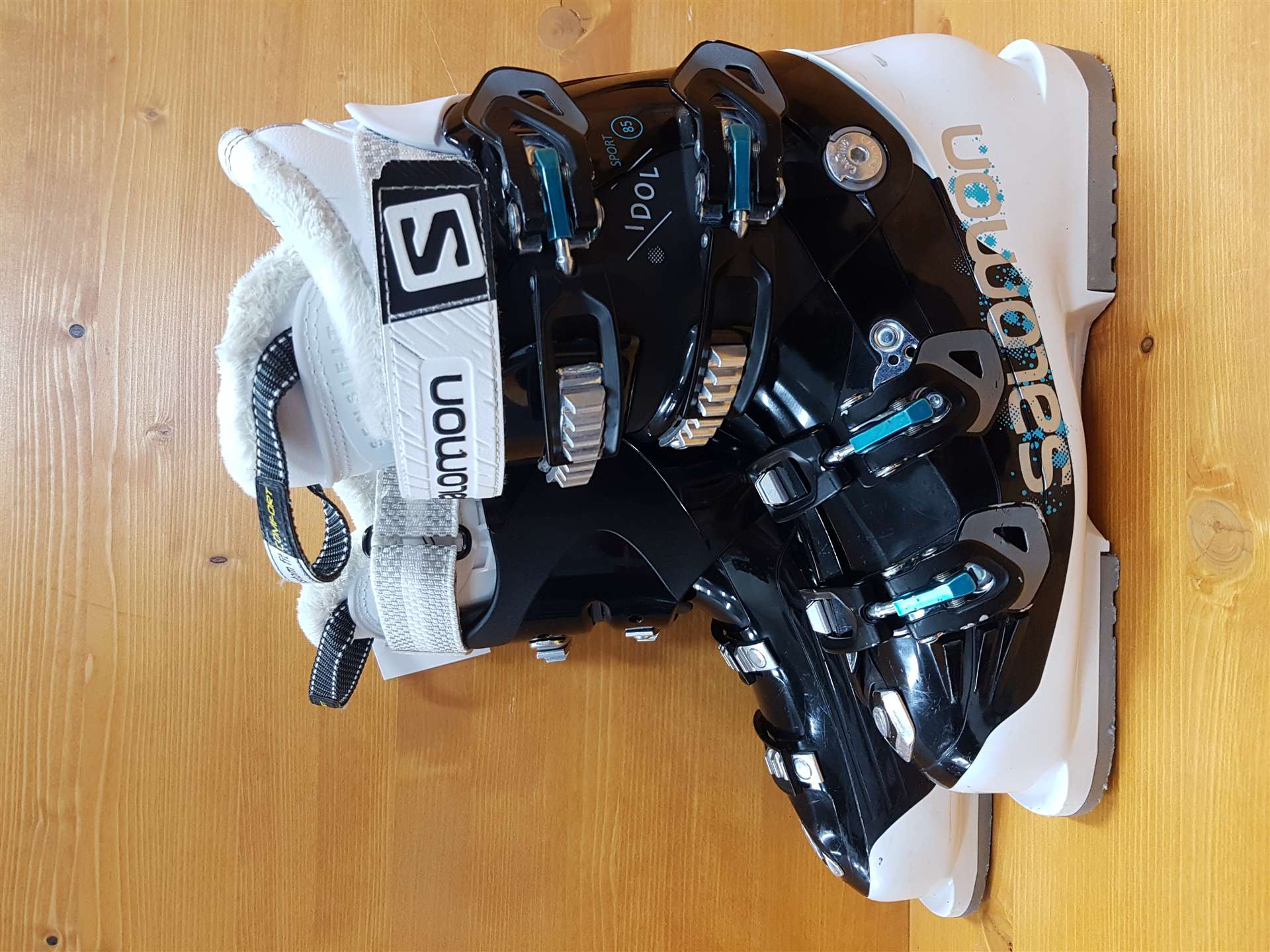 Clăpari de schi second-hand SALOMON Idol Sport 85