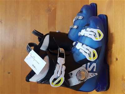 Gebruikte SALOMON T3 skischoenen