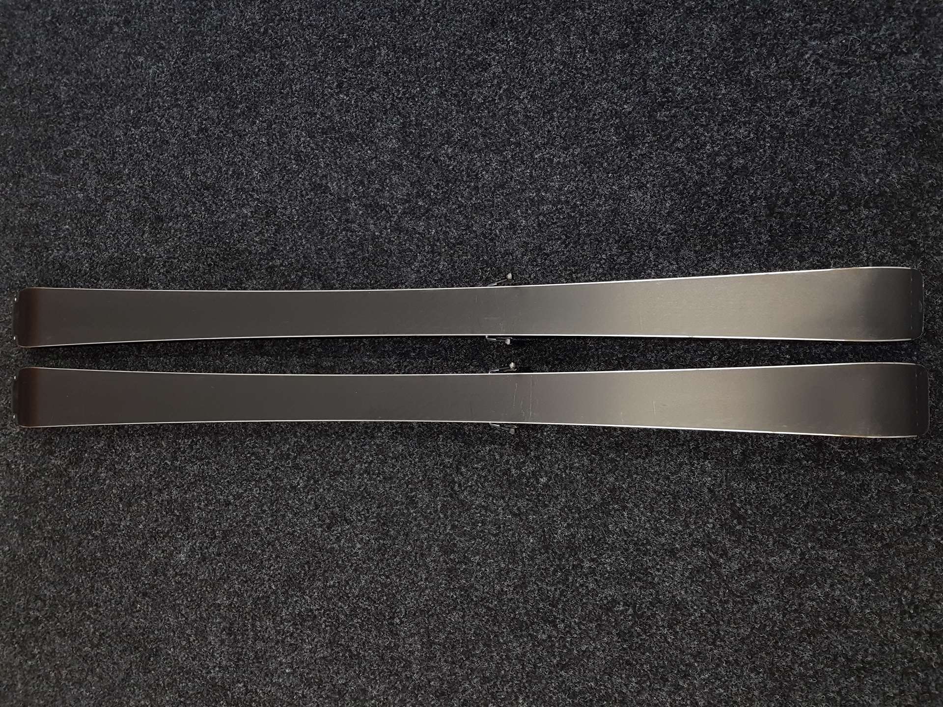 Używane narty VOLKL Racetiger SL + wiązania Marker 7.0