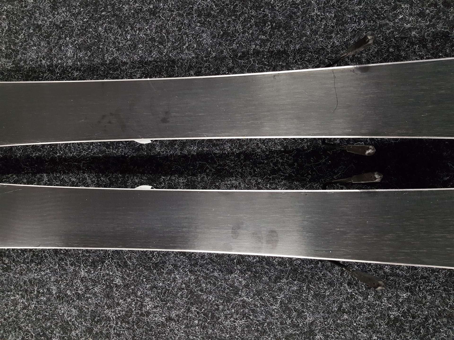 Gebrauchte Kinderski DYNASTAR Team Speed + Look Xpress 4.5 Bindungen