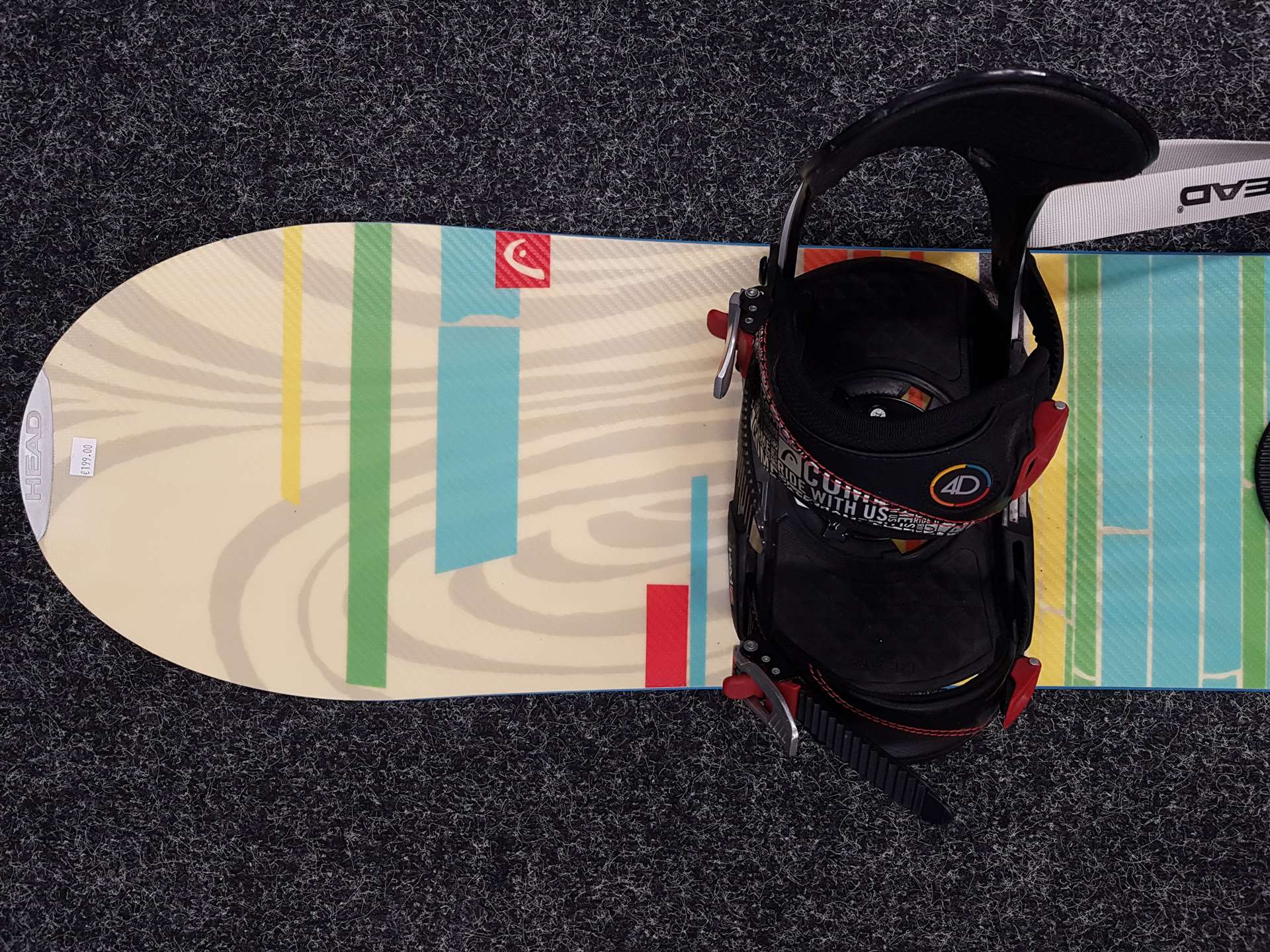 Gebrauchtes Head Snowboard + Head Bindungen Größe M