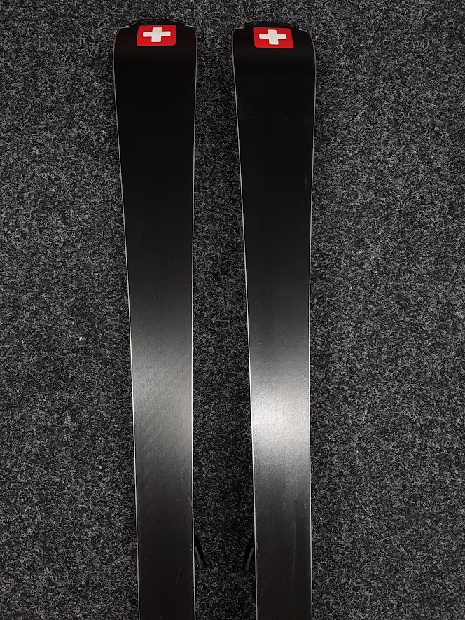 Bazarové lyže Stockli SX Laser