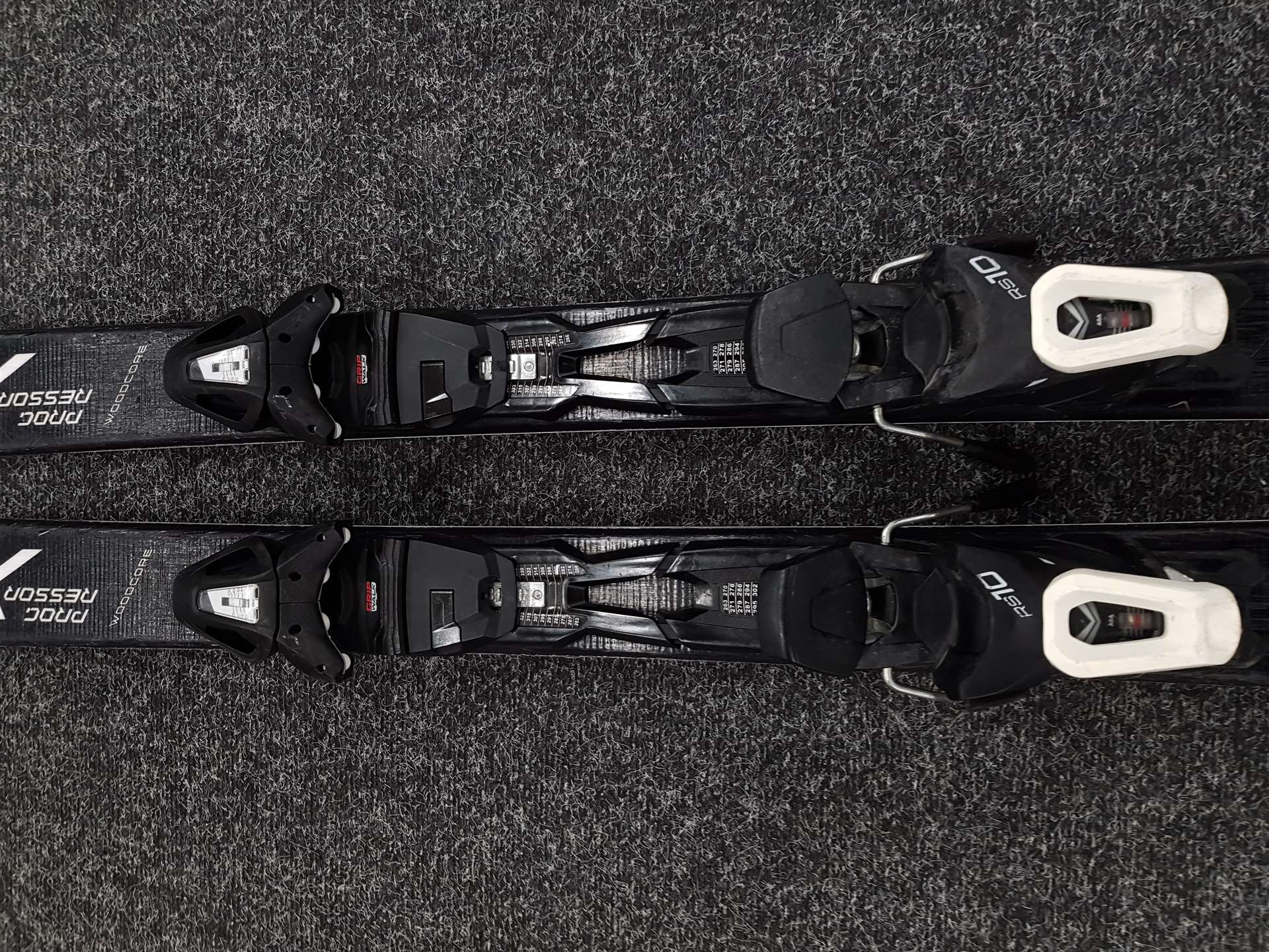 Schiuri FISCHER PROGRESOR X folosite
