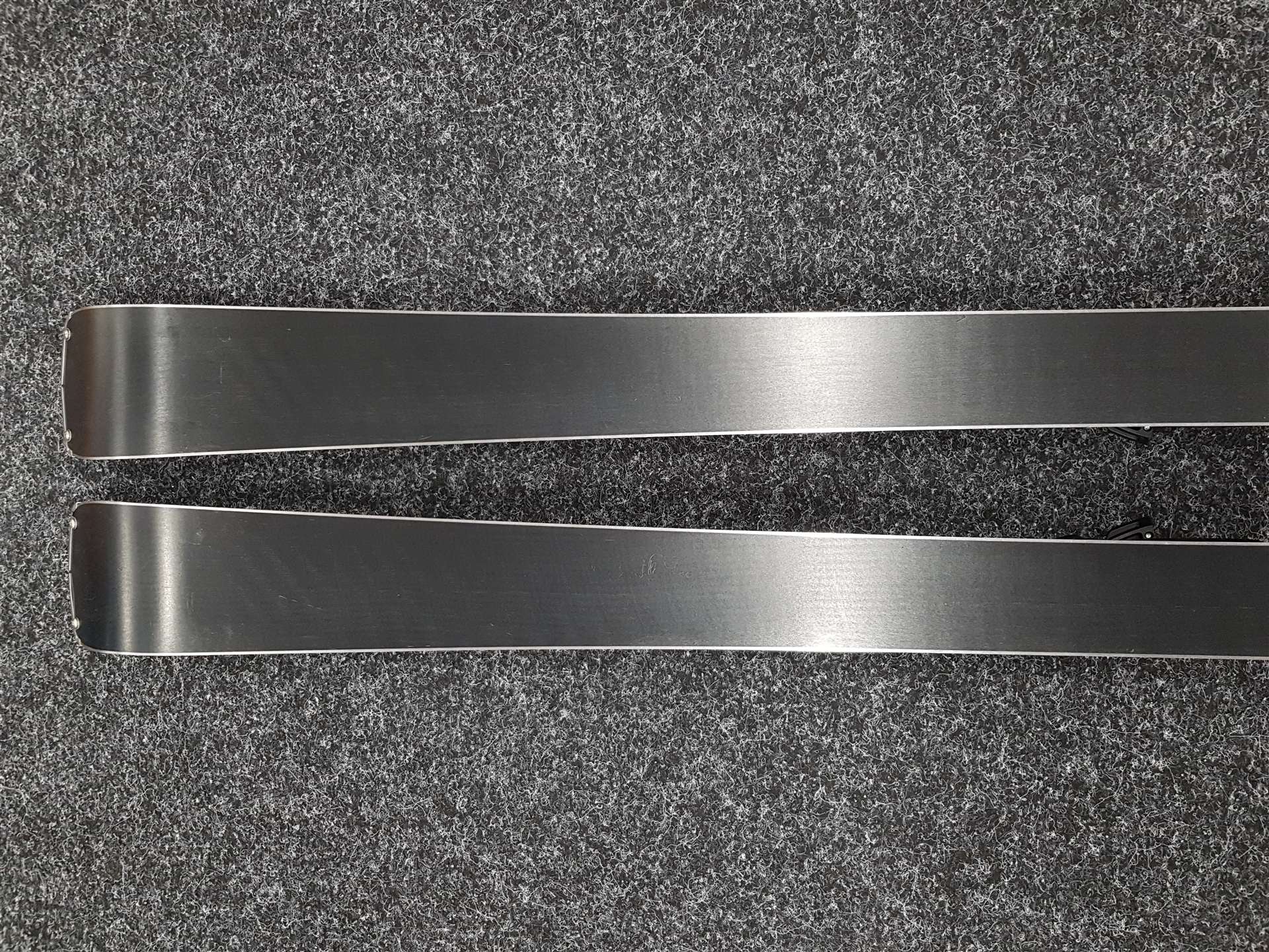Schiuri FISCHER The Curv RC4 folosite + legături Fischer RS 11