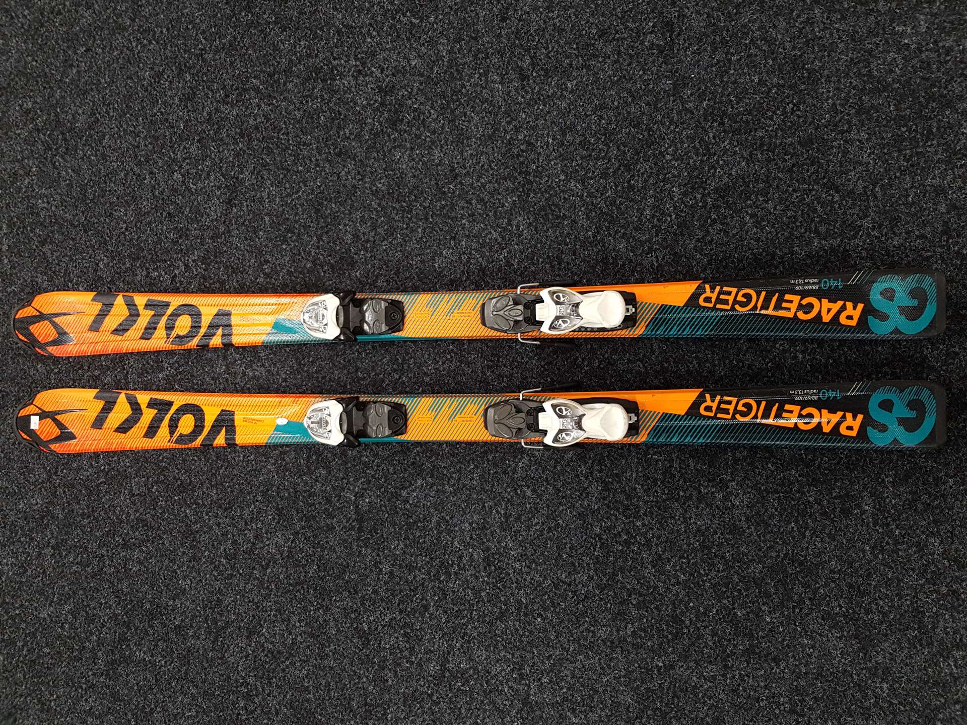 Schiuri VOLKL Racetiger GS folosite + legături Marker 4.5