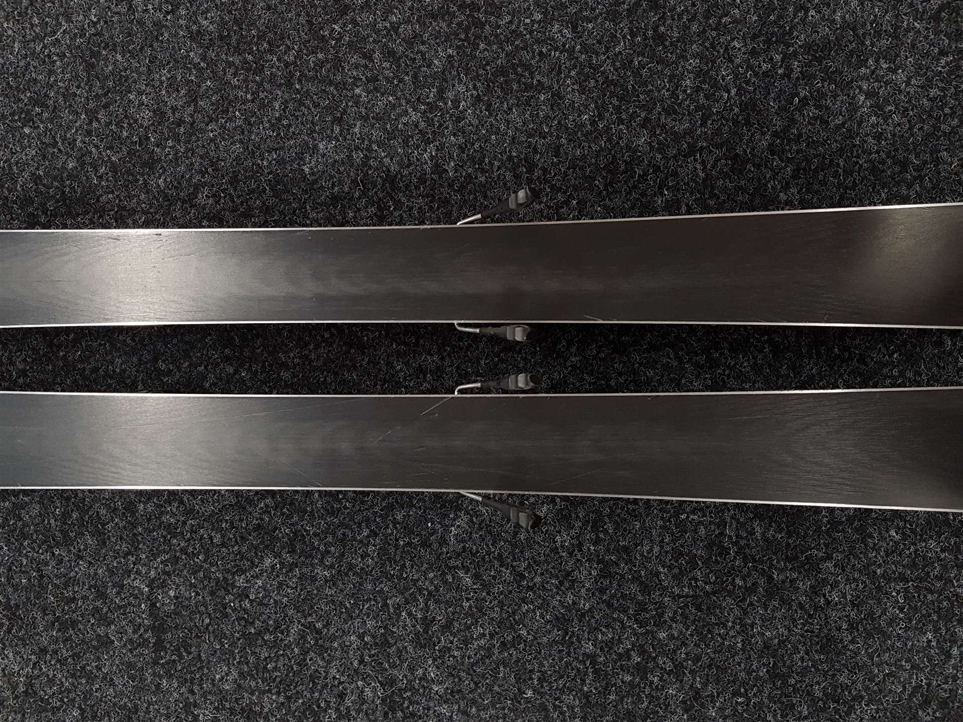 Schiuri VOLKL Racetiger GS folosite + legături Marker 4.5