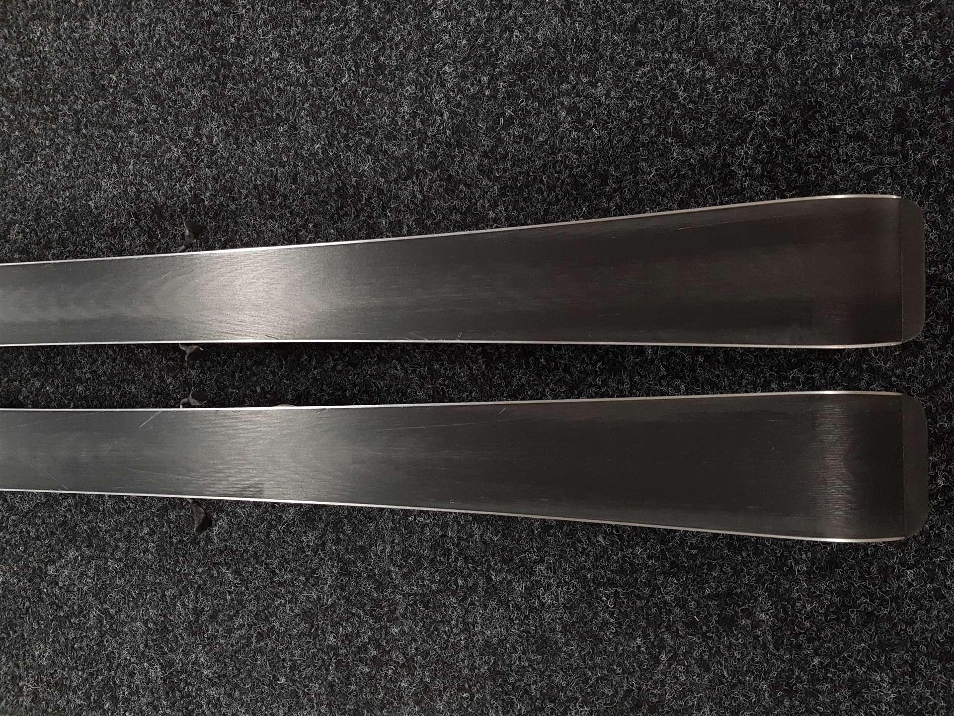 Schiuri VOLKL Racetiger GS folosite + legături Marker 4.5