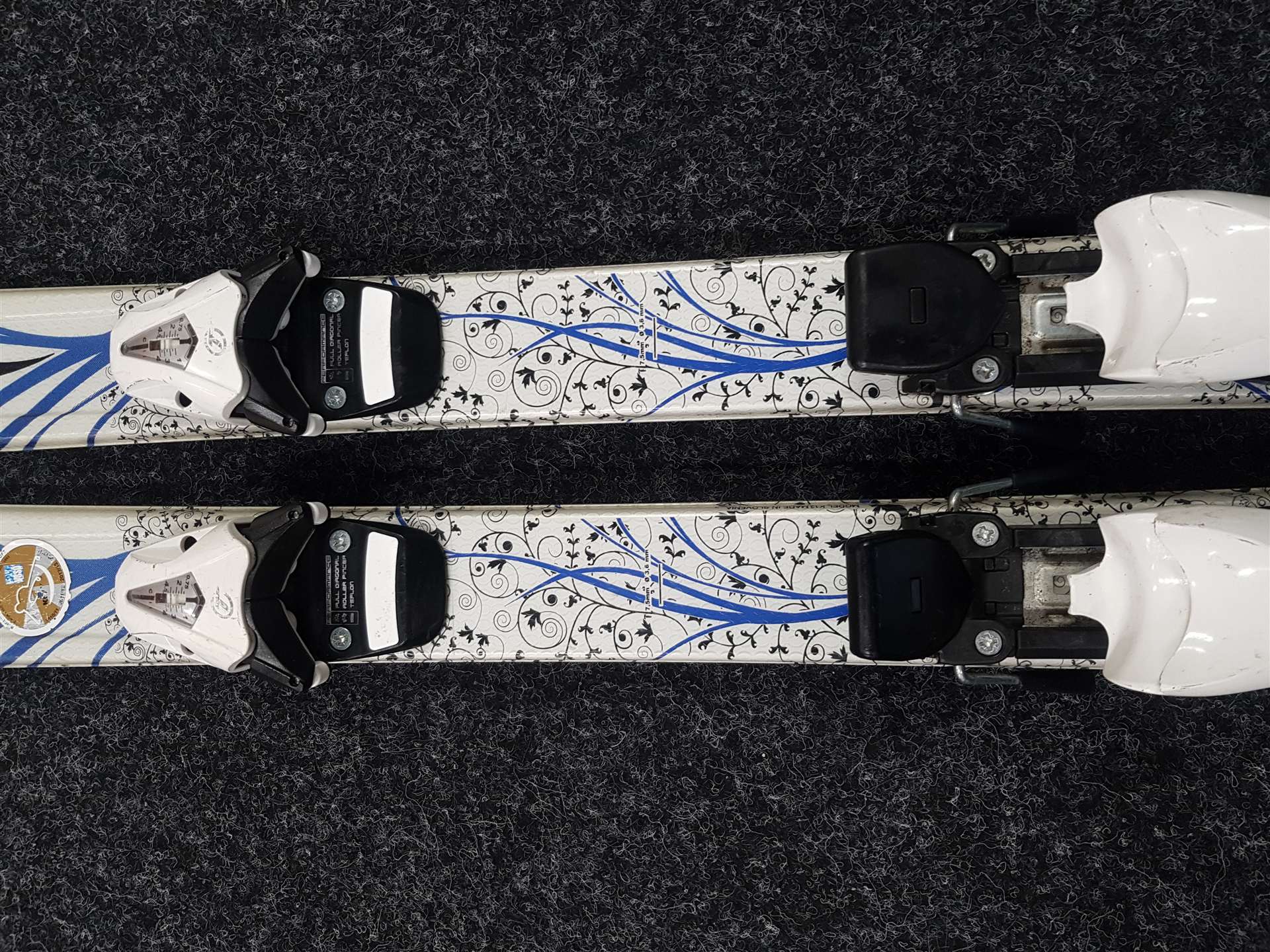 Skis enfant d'occasion Mission Fiesta + fixations Tyrolia SL 4.5