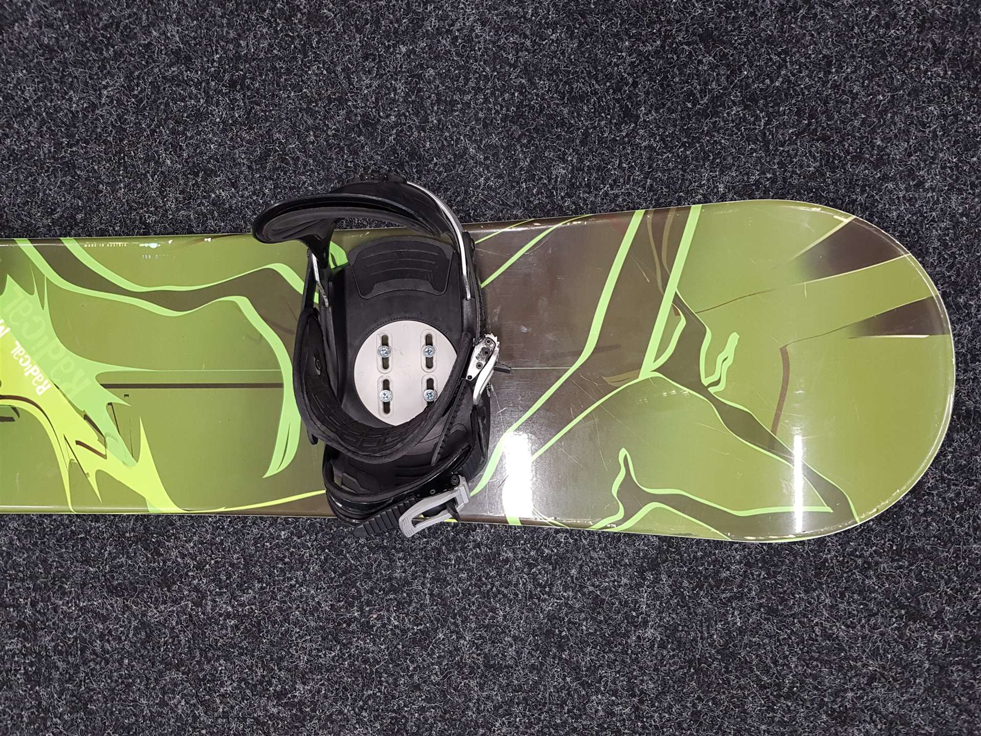 Rabljeni snowboard RADICAL Maple + HC2 Fifty vezovi veličina M