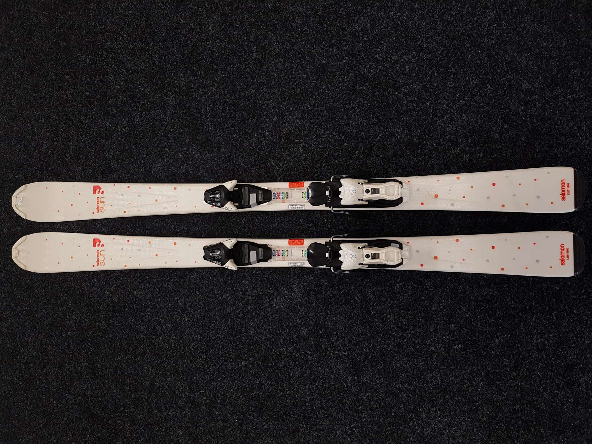Gebrauchte SALOMON Sun Ski + Salomon 10.0 Bindungen