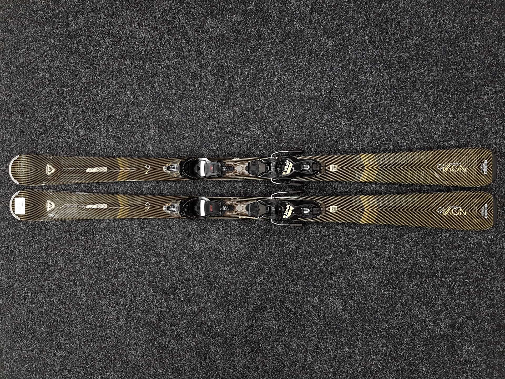 Gebrauchte ROSSIGNOL Nova 6 Ski + Look Xpress 11 Bindungen