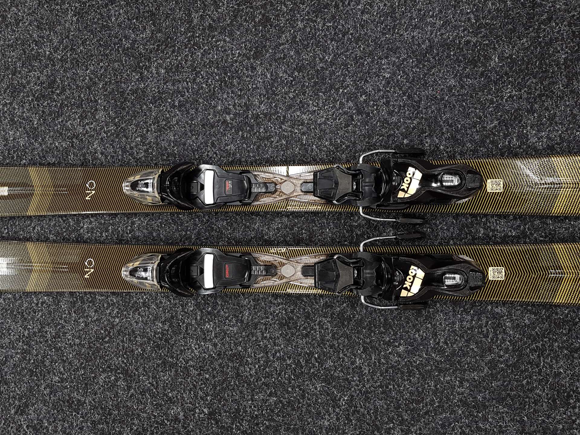 Gebrauchte ROSSIGNOL Nova 6 Ski + Look Xpress 11 Bindungen