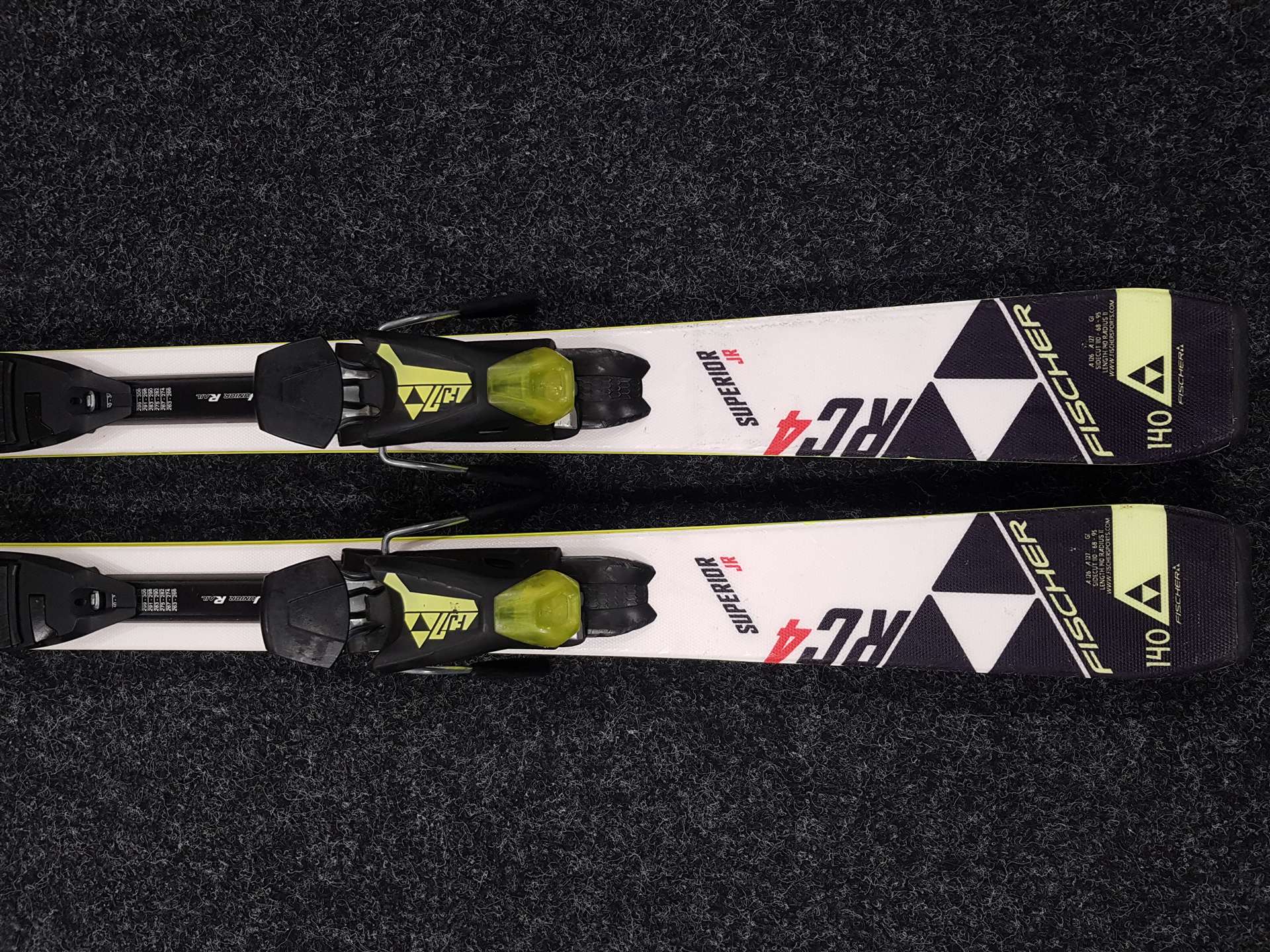 Gebrauchte FISCHER SUPERIOR JR Ski + Fischer FJ 7.5 Bindungen