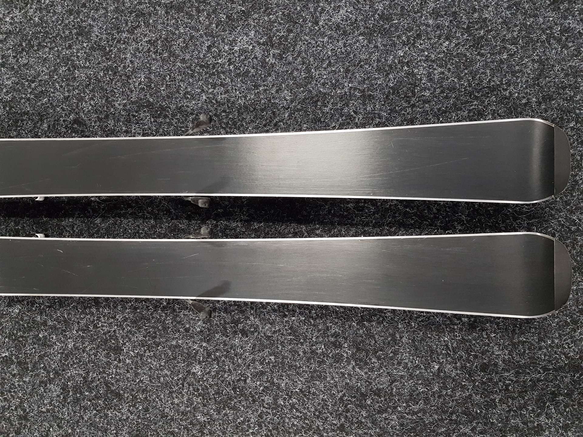 Skis enfant d'occasion ELAN Hot Wheels + fixations Elan EL 4.5