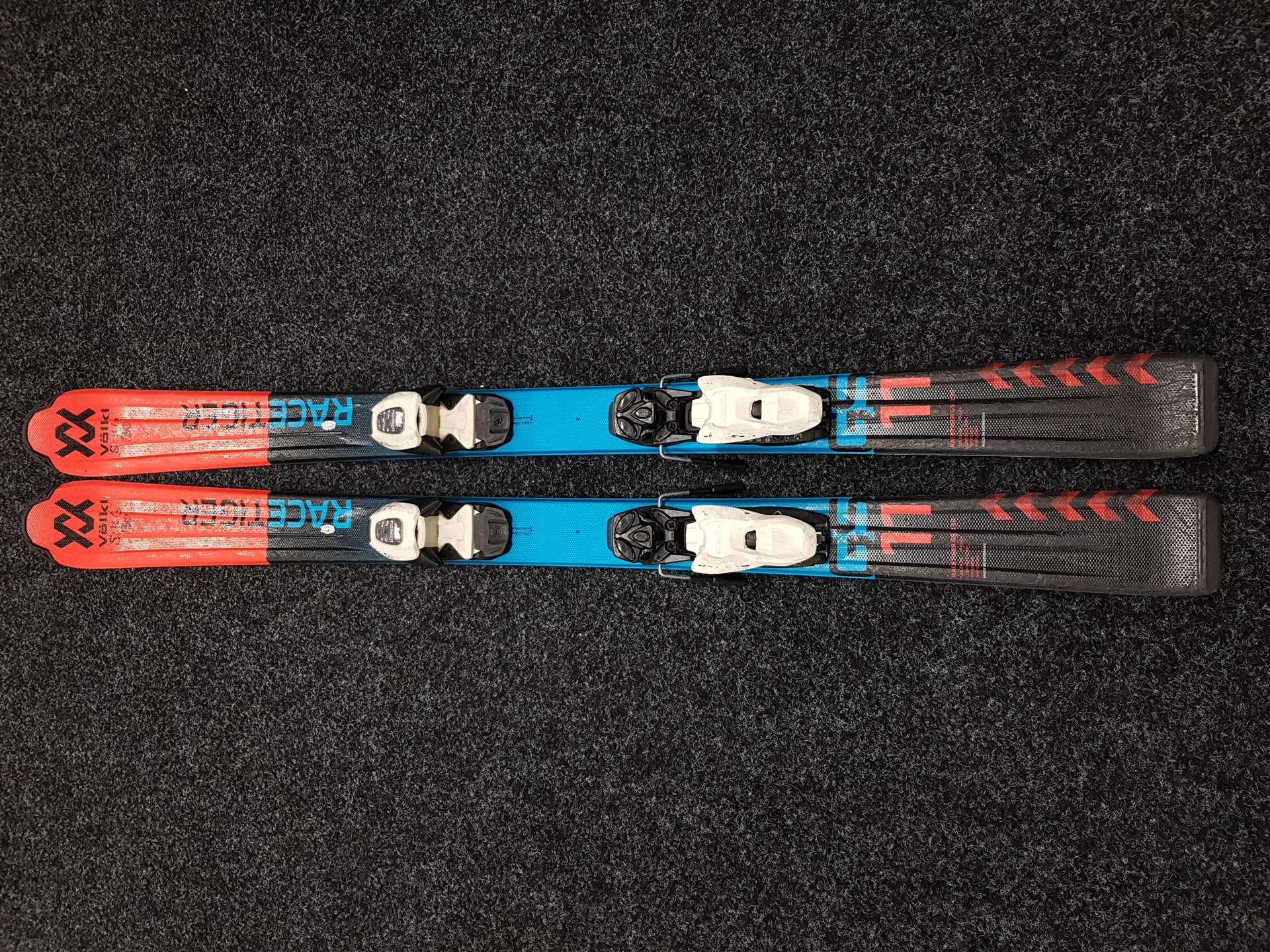 Skis Volkl Racetiger GS d'occasion