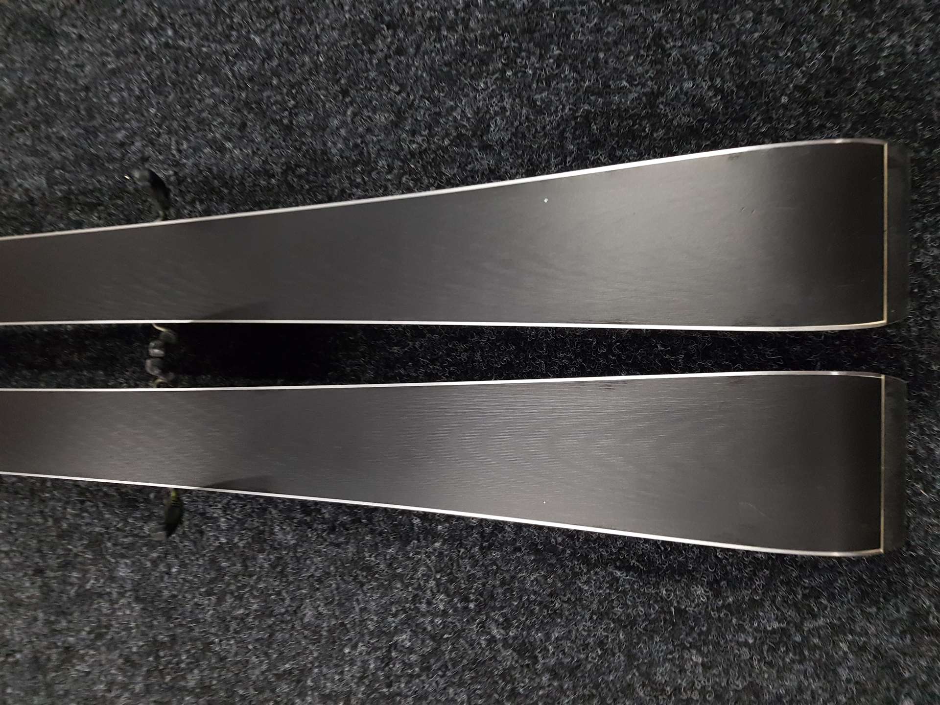 Použité lyže FISCHER The Curv Pro + vázání Fischer FS7