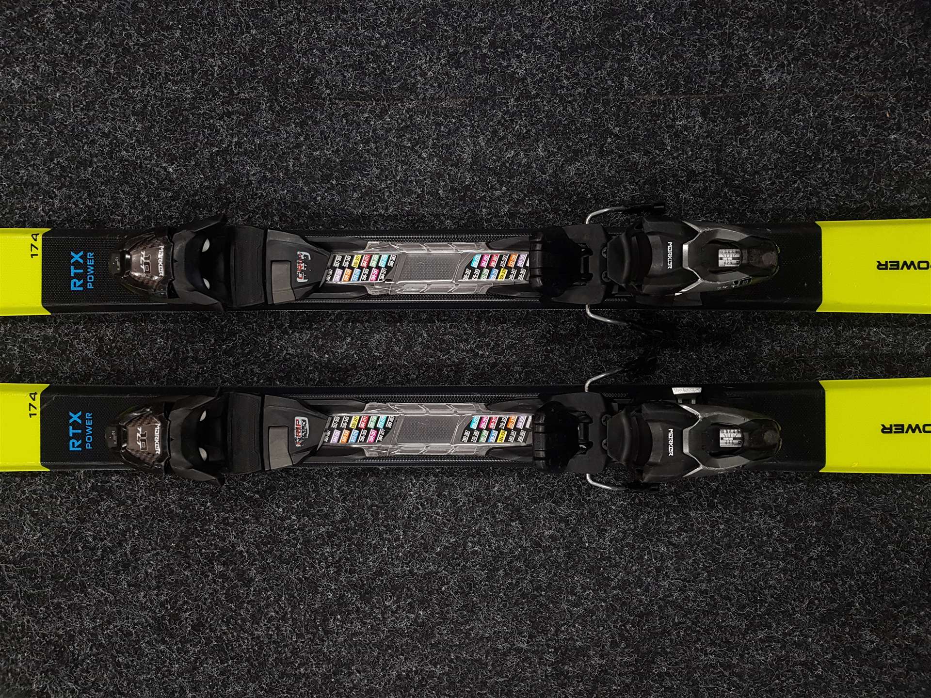 Použité lyže BLIZZARD RTX Power + vázání Marker TLT 10