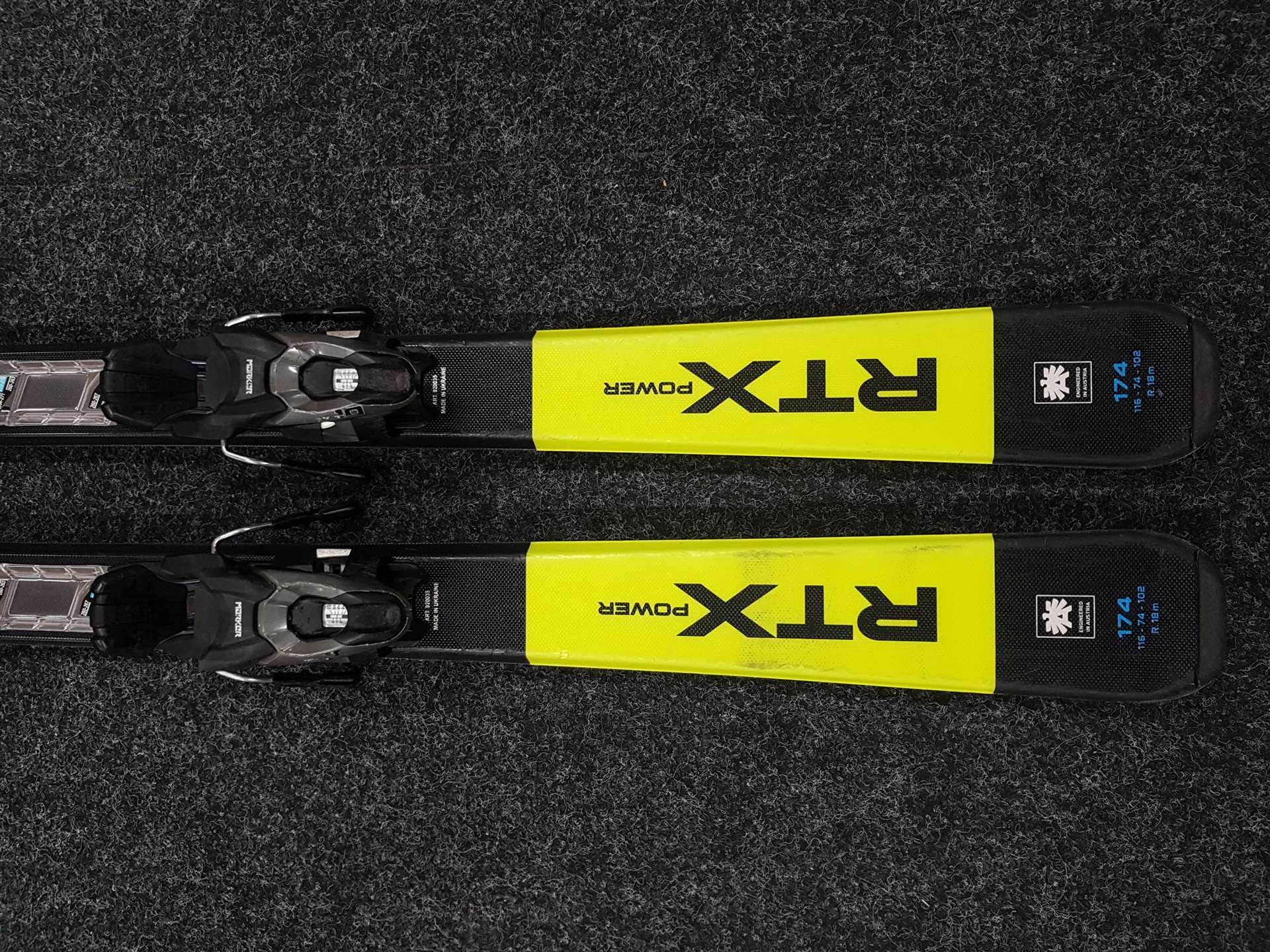 Použité lyže BLIZZARD RTX Power + vázání Marker TLT 10