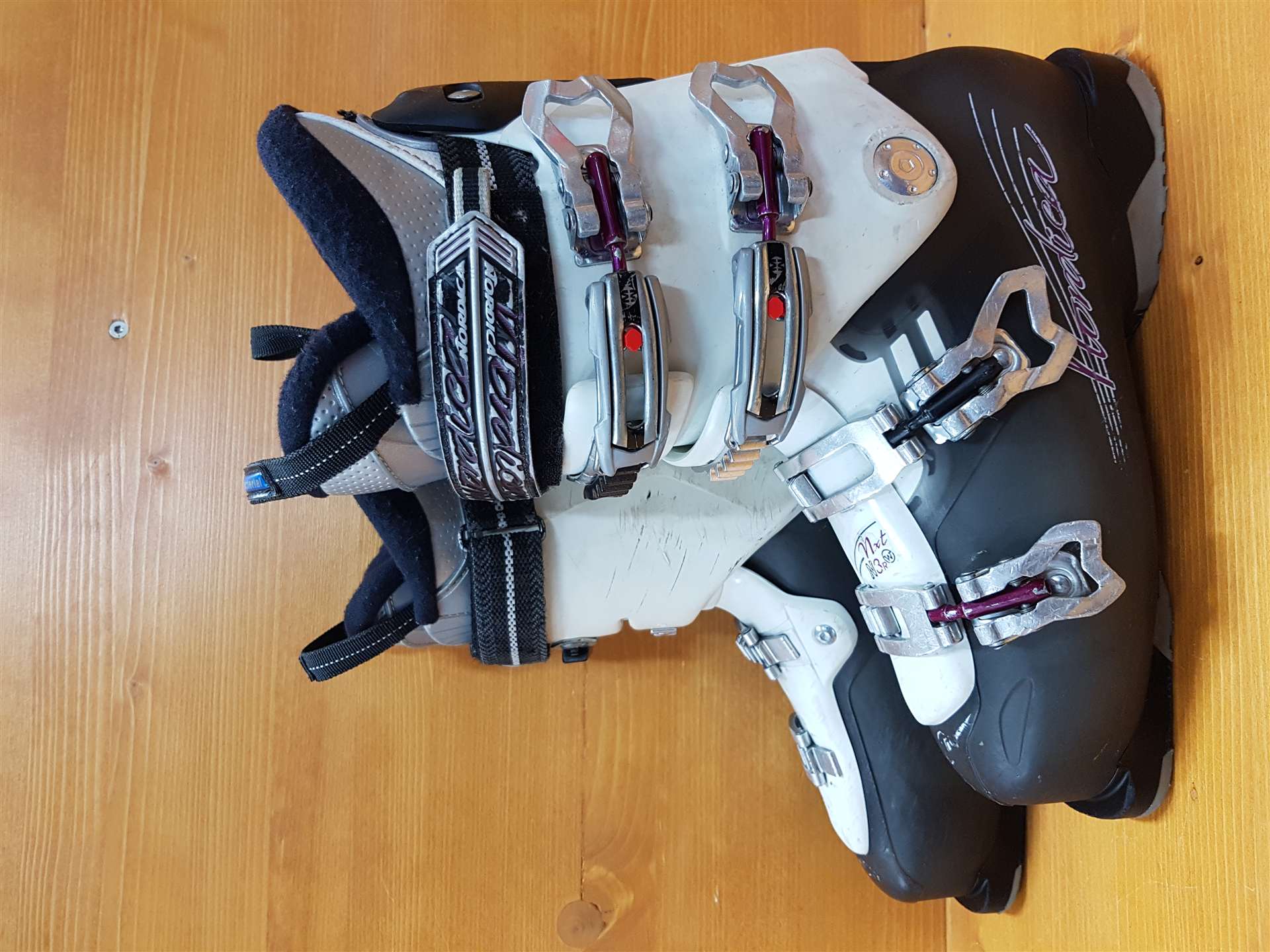 Gebrauchte Skischuhe NORDICA Nxt N3R W