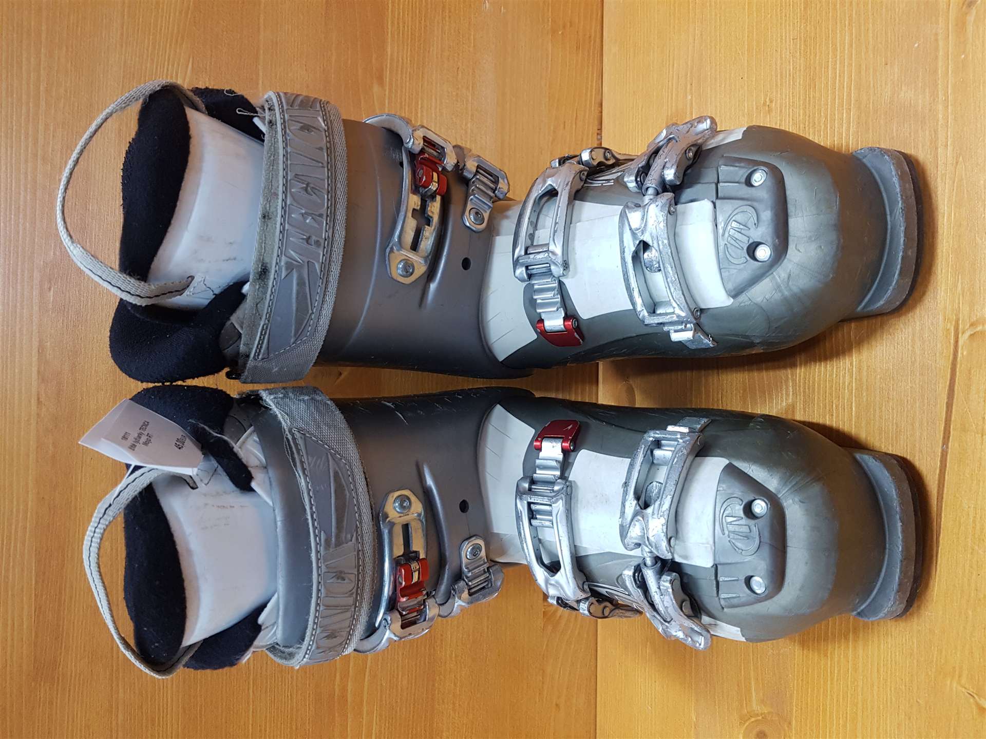 Używane buty narciarskie TECNICA Mojo RT