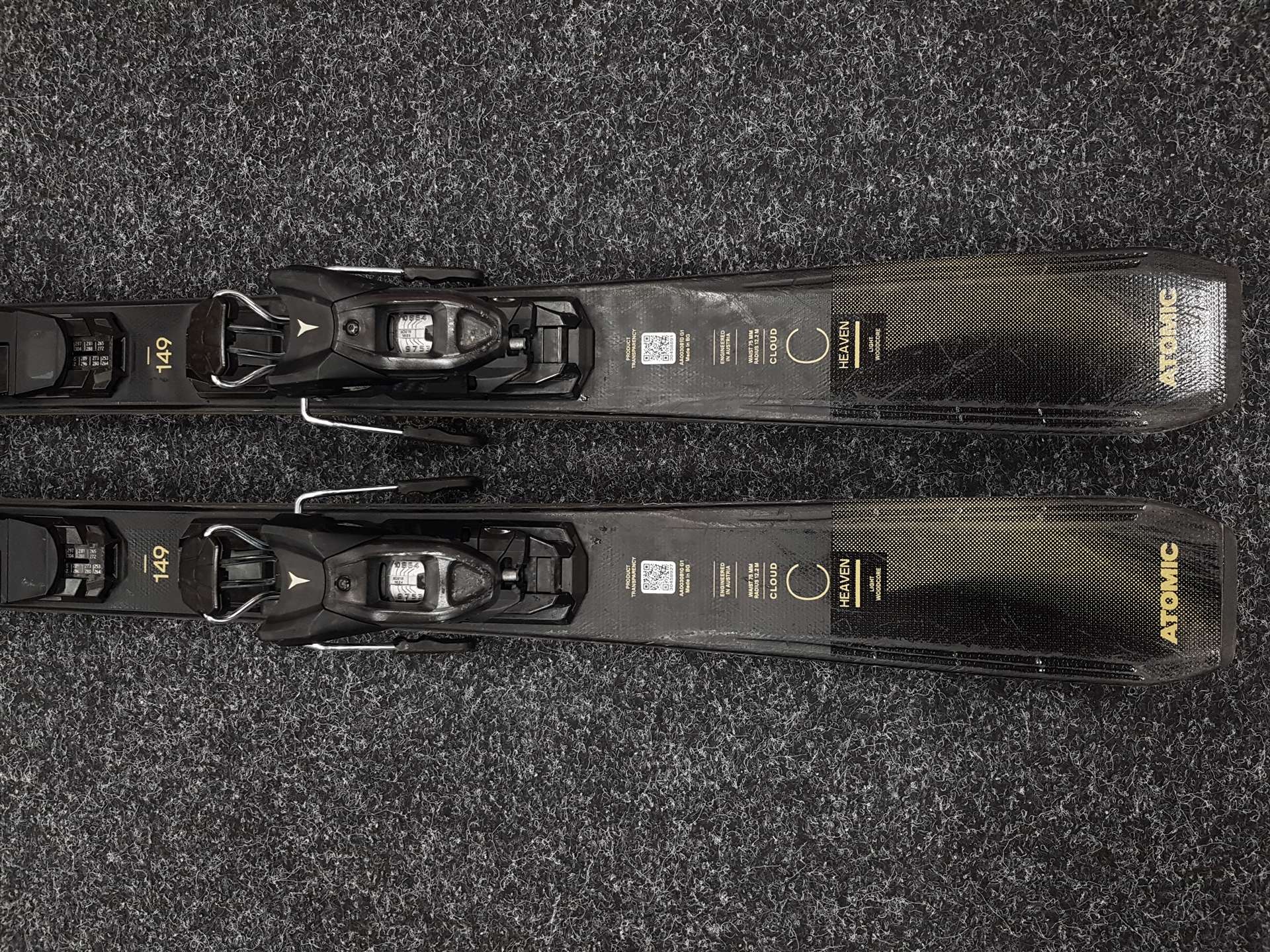 Gebrauchte ATOMIC Cloud Heaven Ski + Atomic M 10 Bindungen