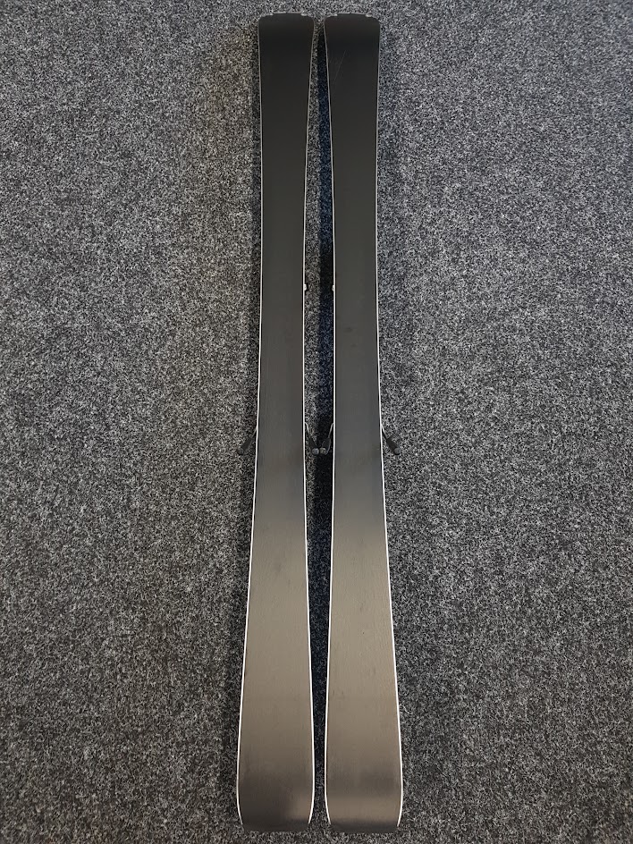 Gebrauchte Fischer RC4 XTR Speed Ski + Fischer RS 10 Bindungen