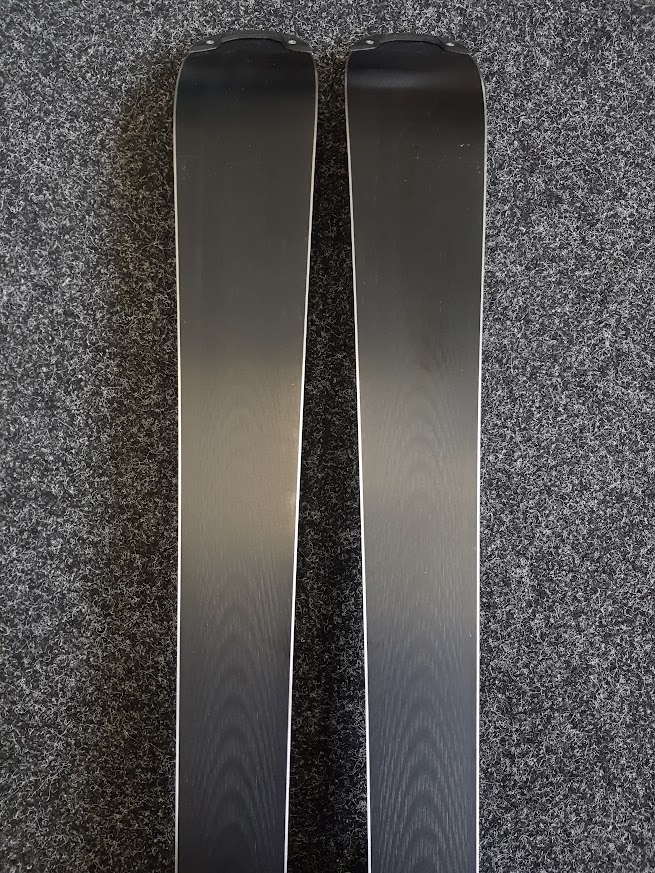 Gebrauchte BLIZZARD Racing RTX Ski + Marker10 Bindungen